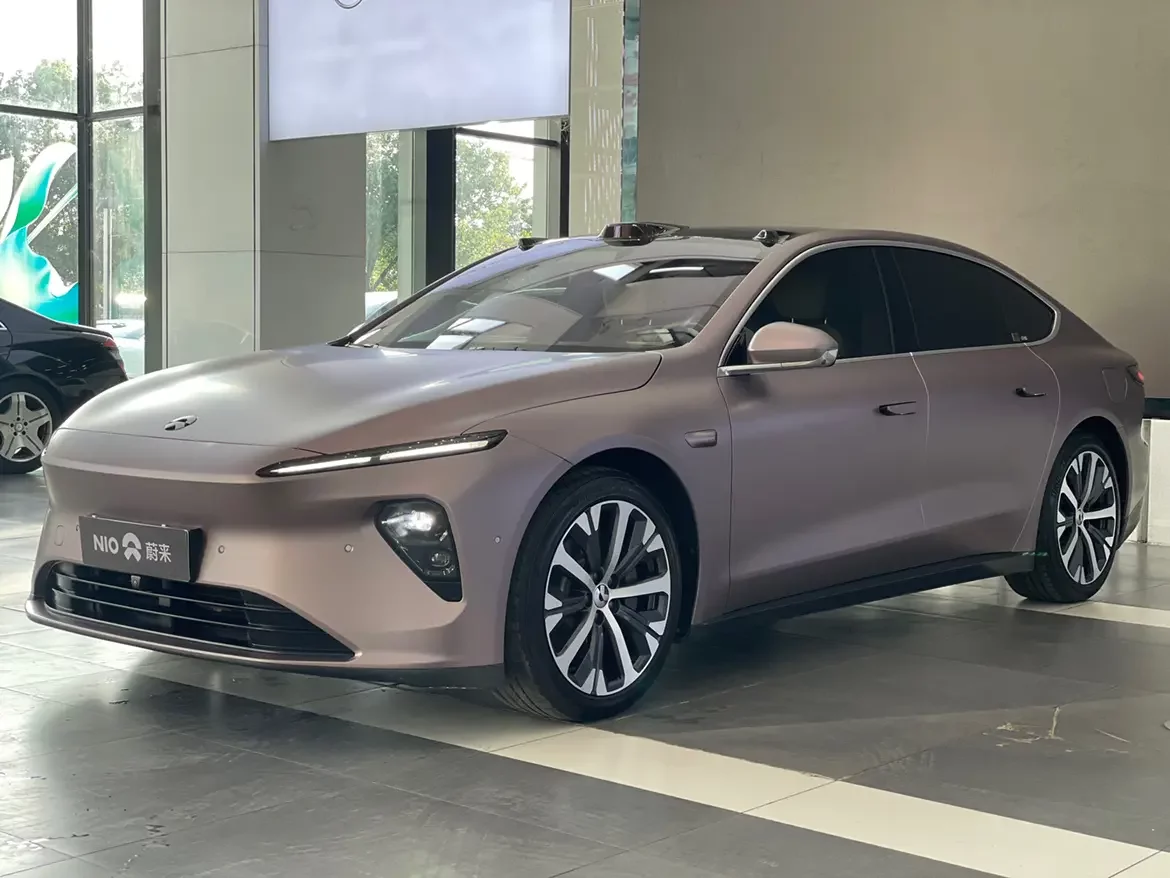 NIO ET7