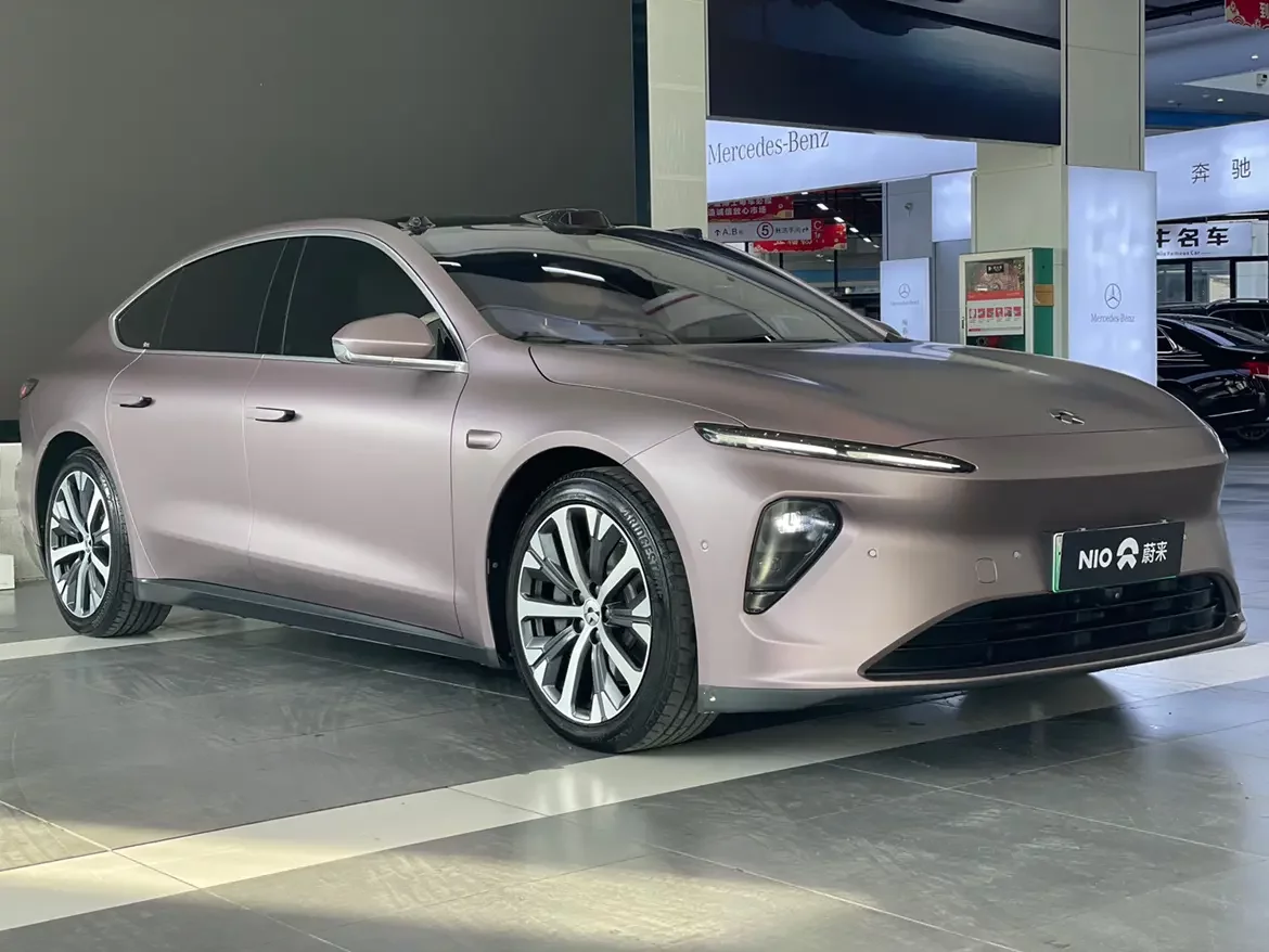 NIO ET7