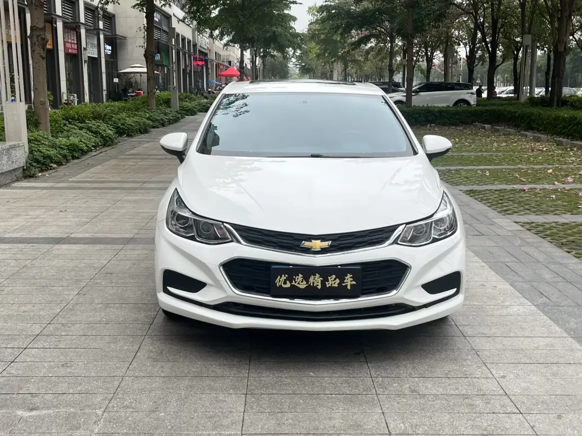 Chevrolet Monza (Cruze)