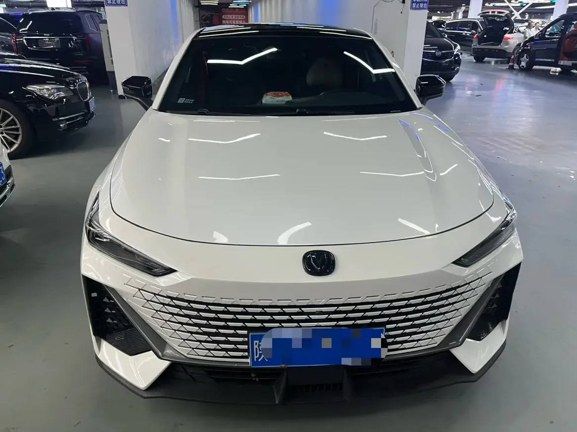 Changan UNI-V