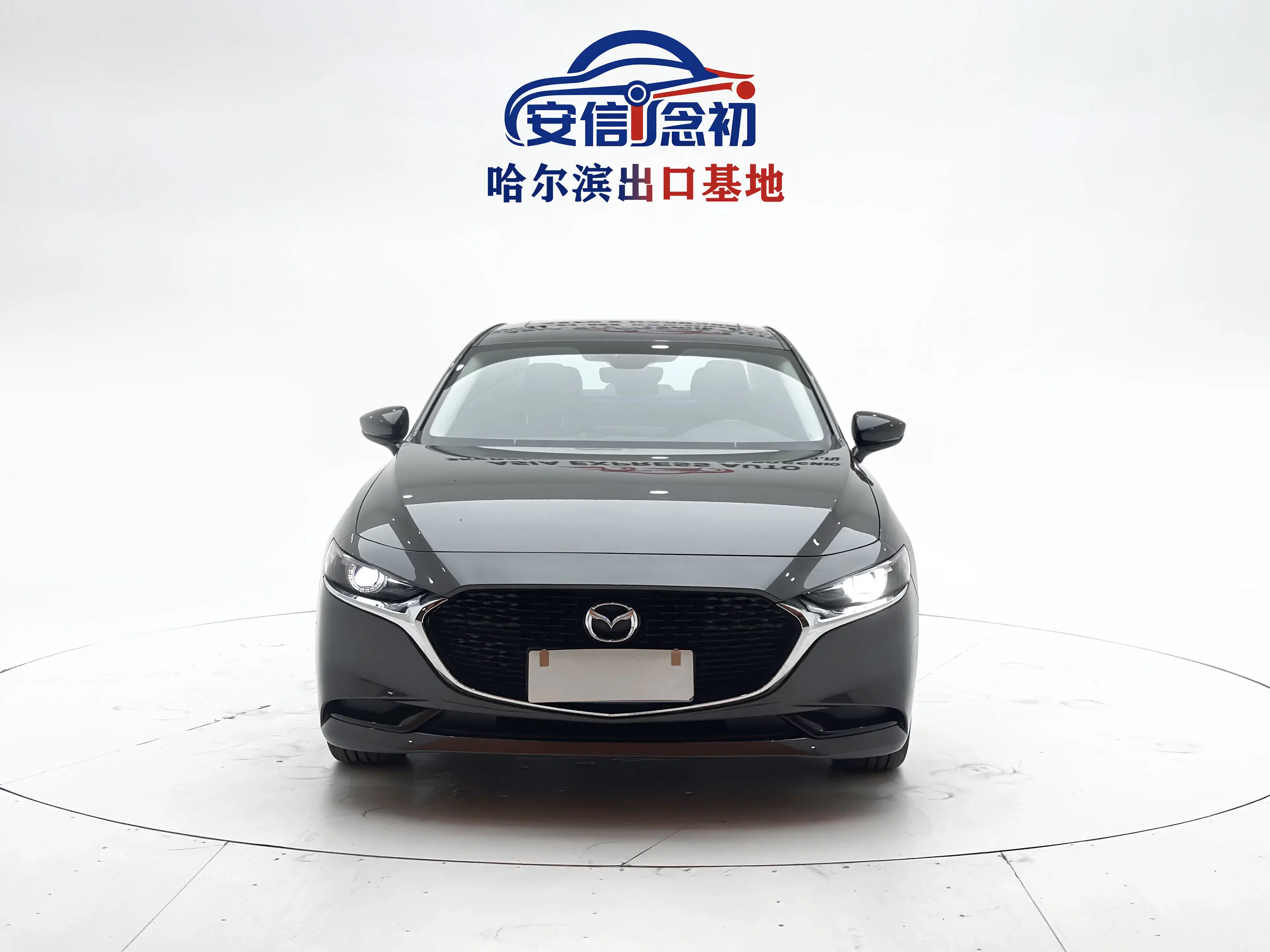 Mazda Axela (3)