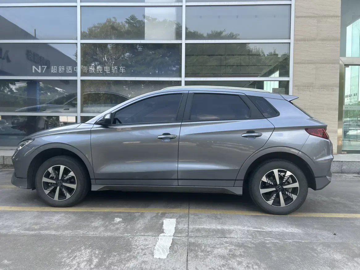 BYD e2