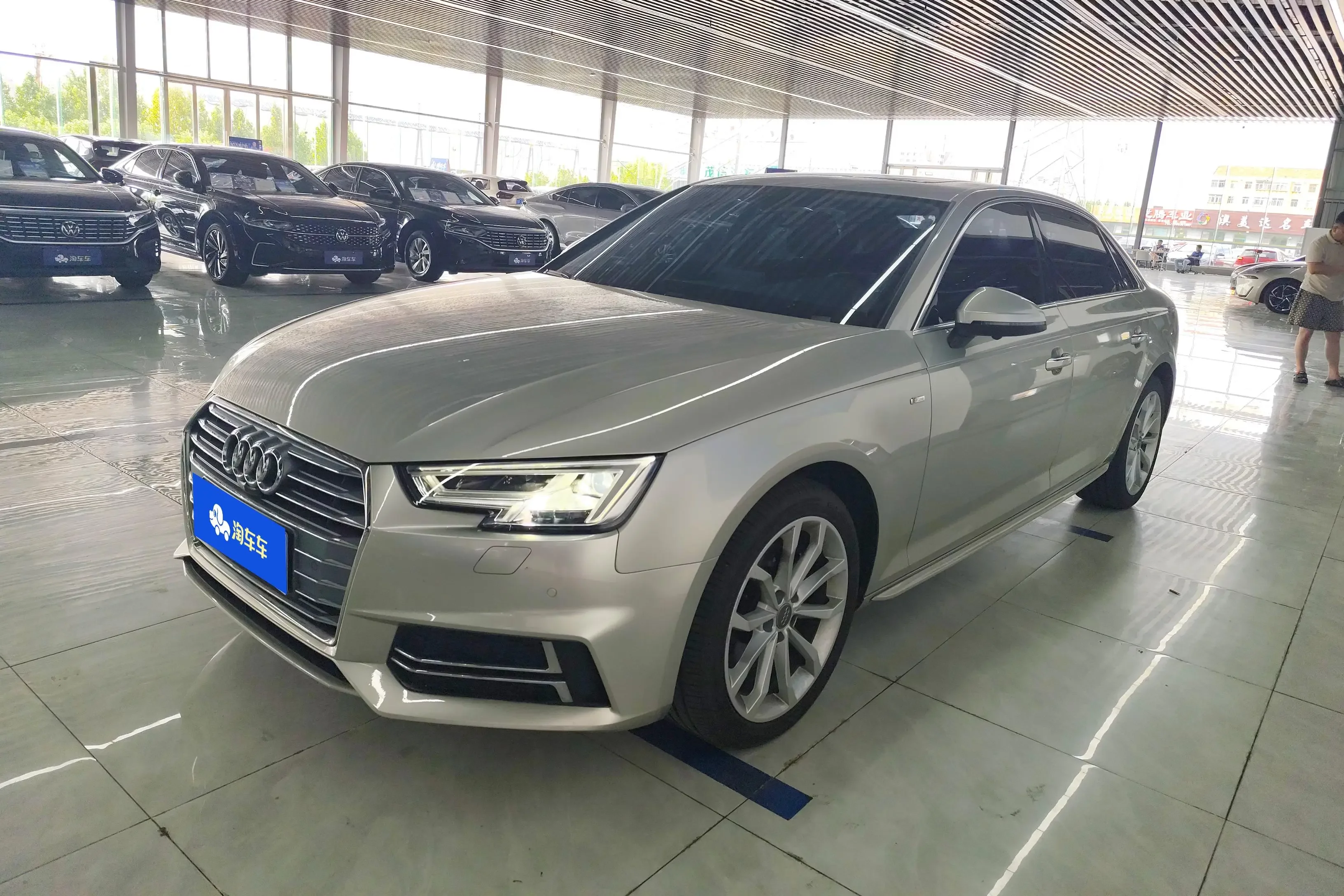 Audi A4L