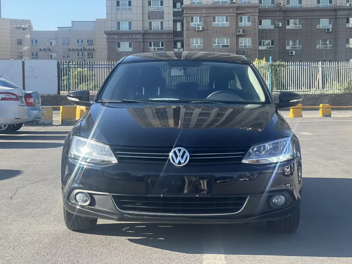 Volkswagen Sagitar