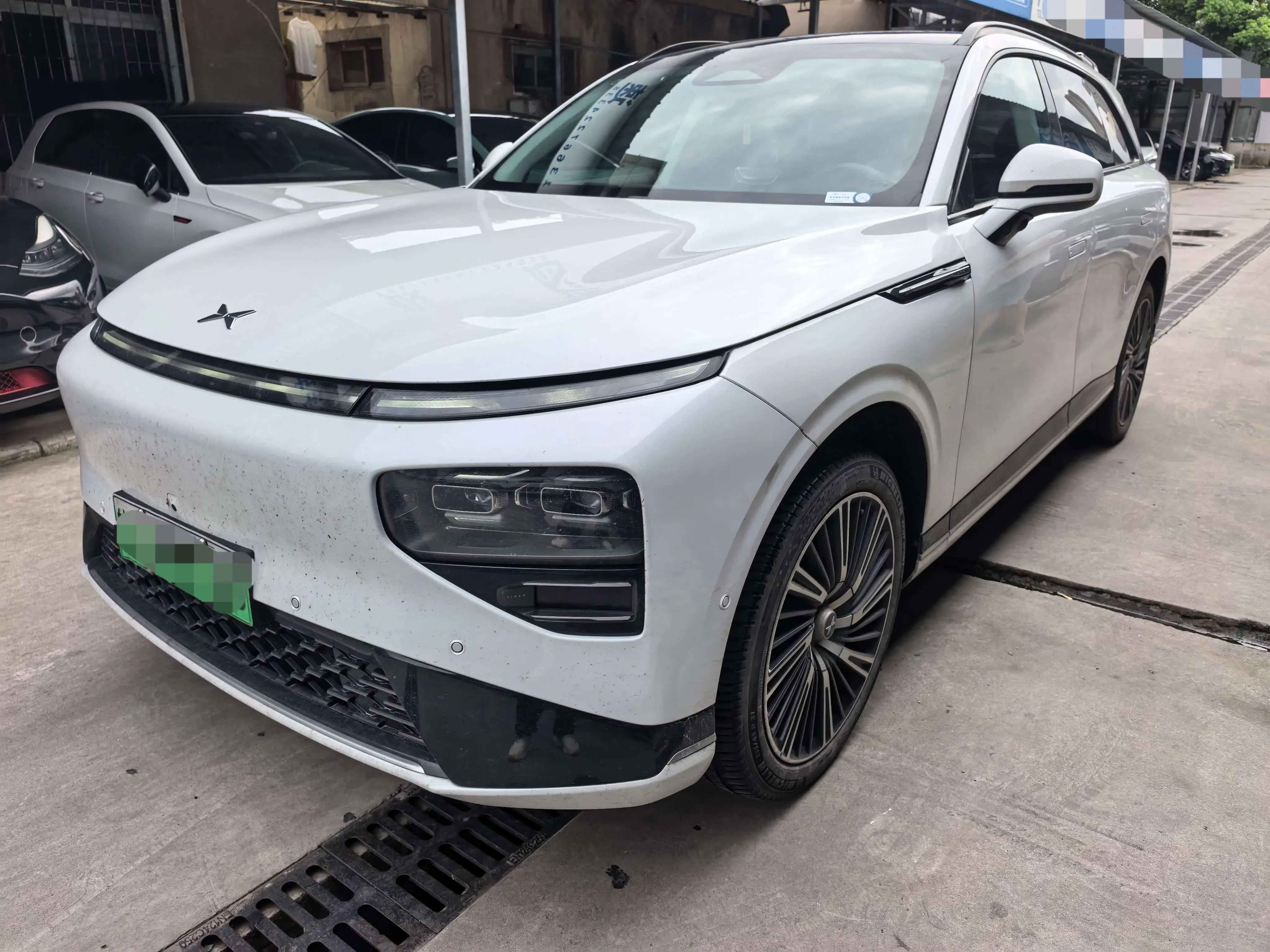 Xpeng G9