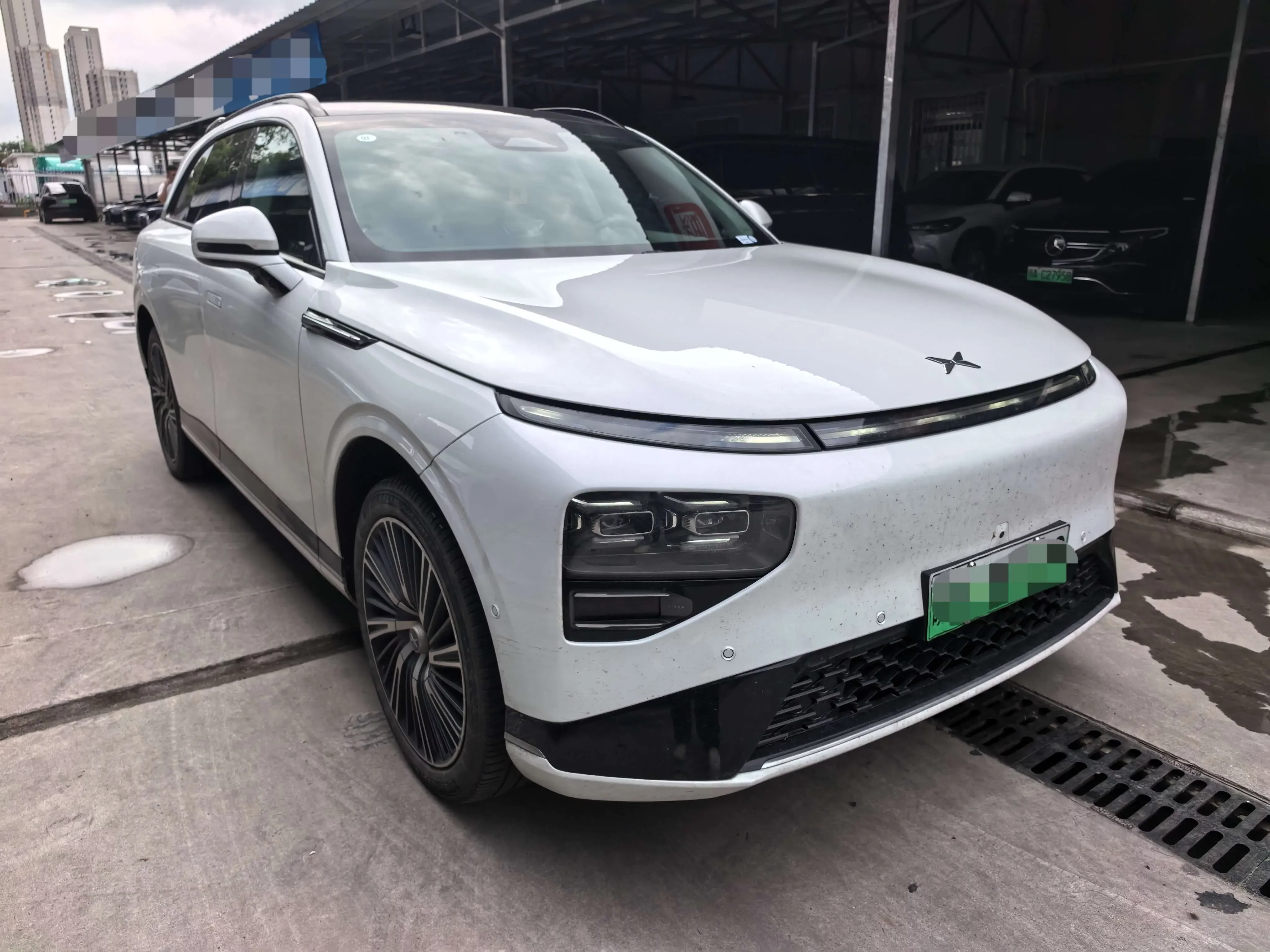 Xpeng G9