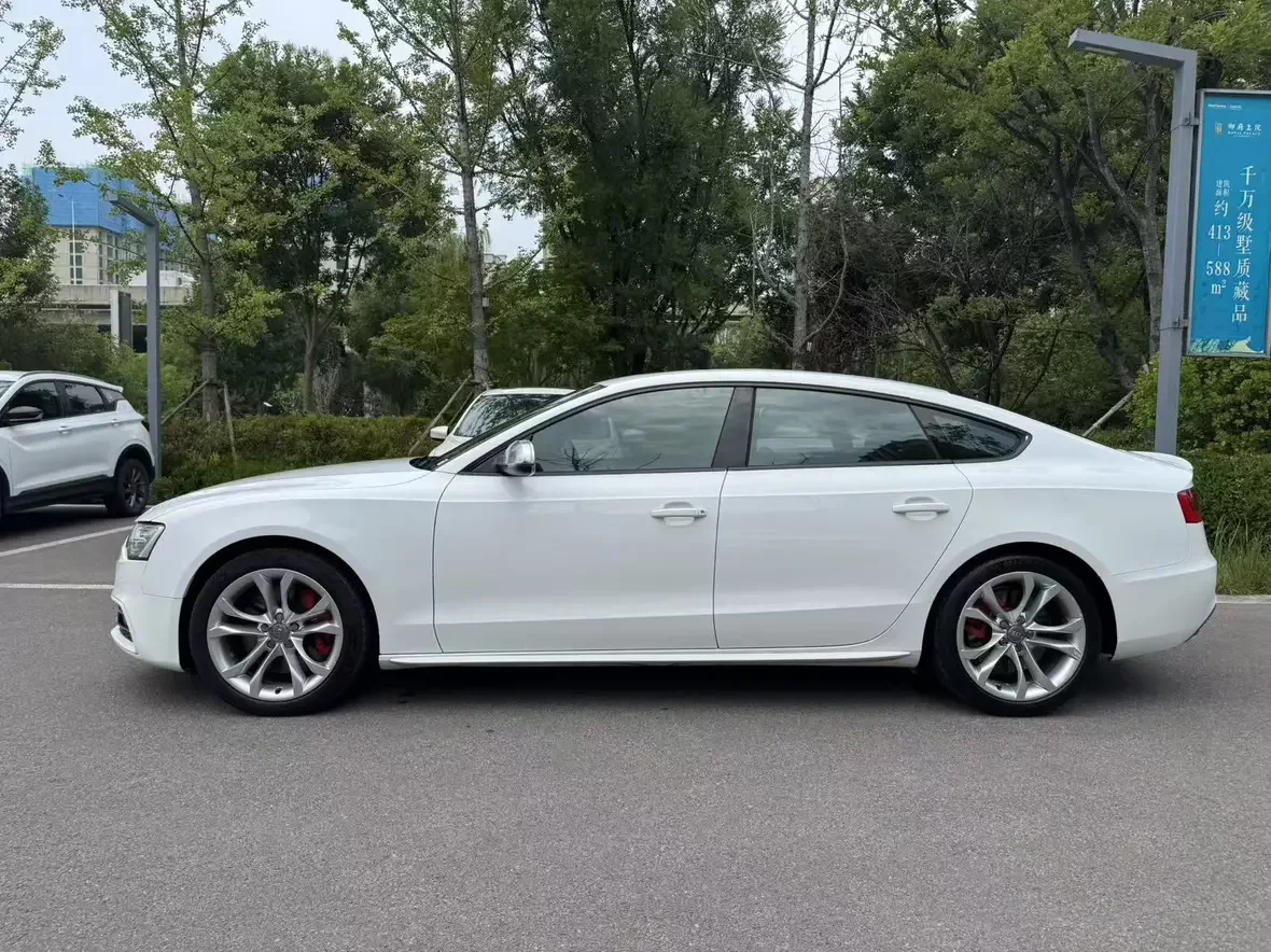 Audi S5