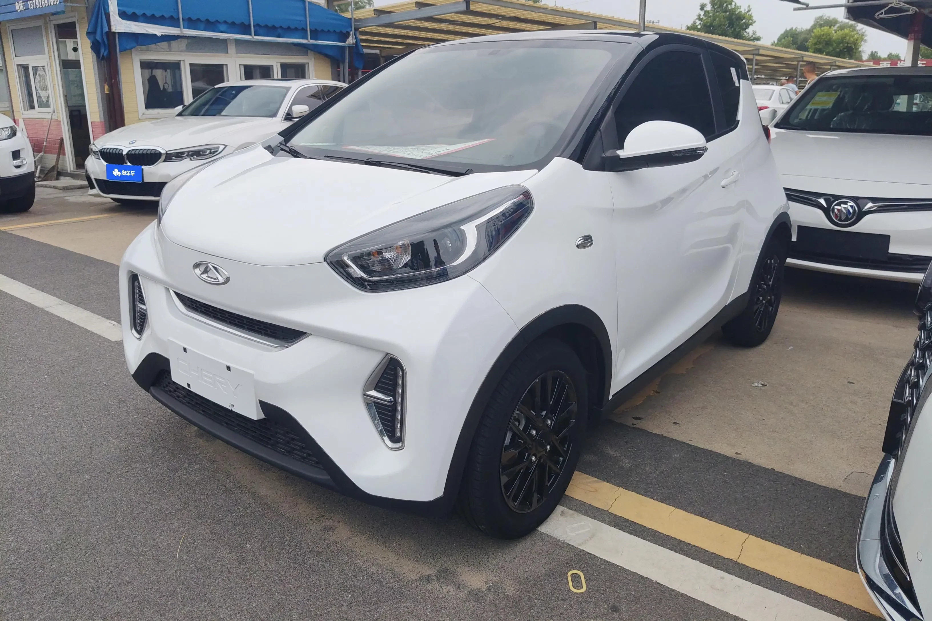 Chery QQ eQ1 (little ant)