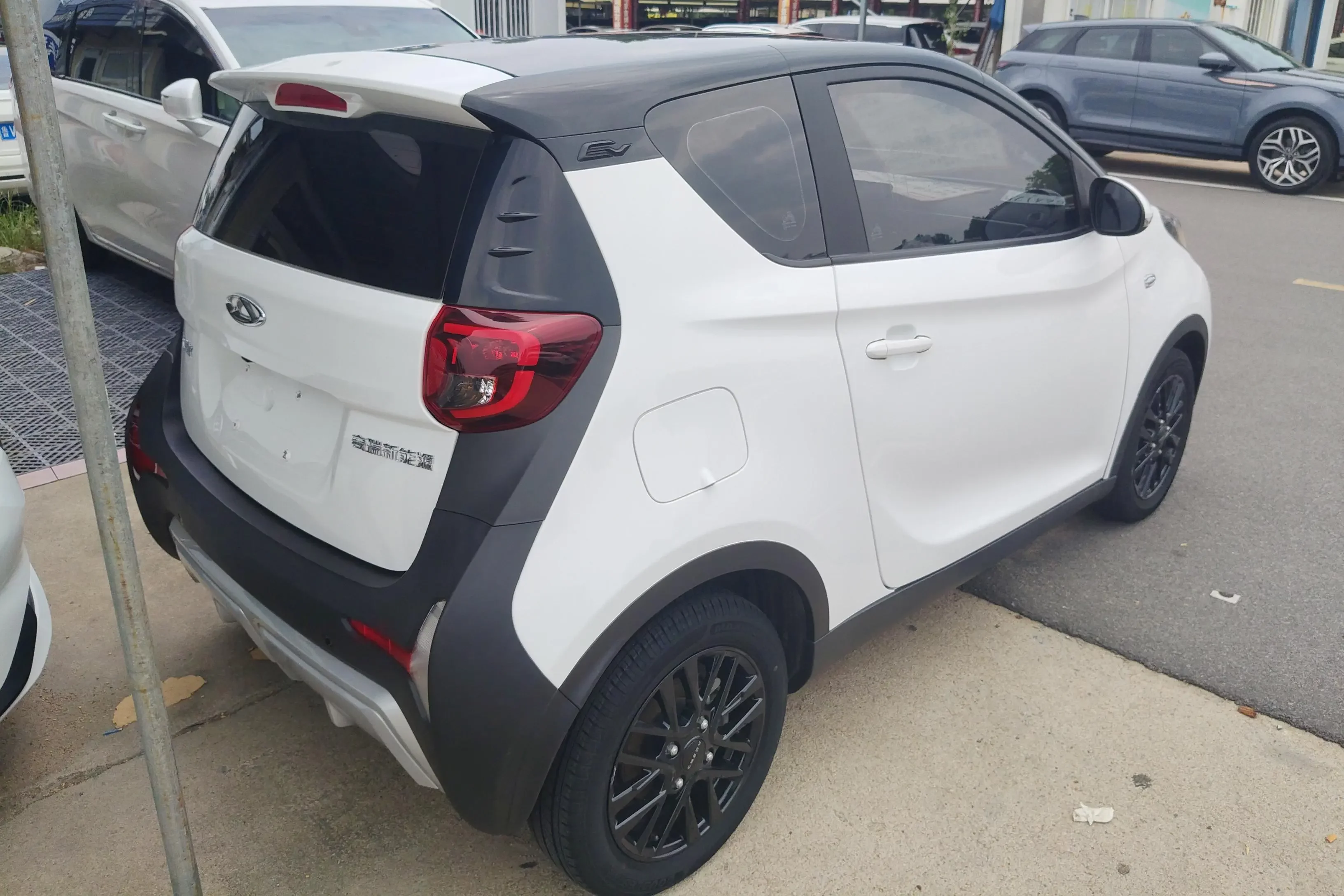 Chery QQ eQ1 (little ant)