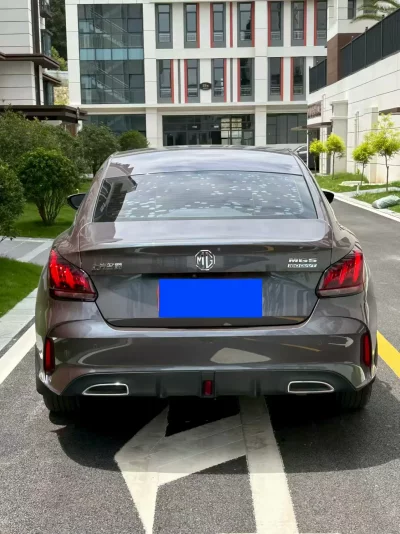 MG 5