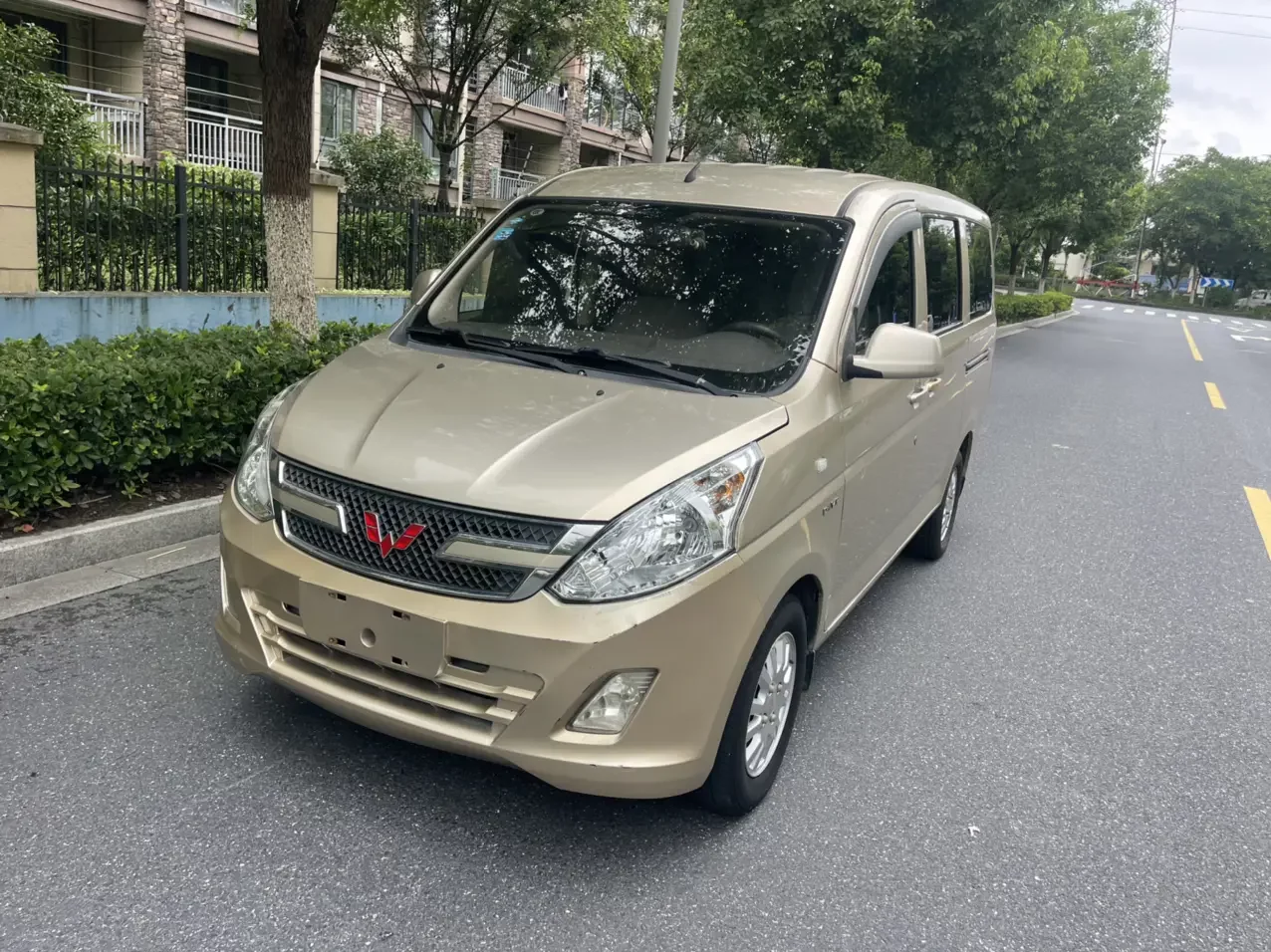 Wuling Rongguang V