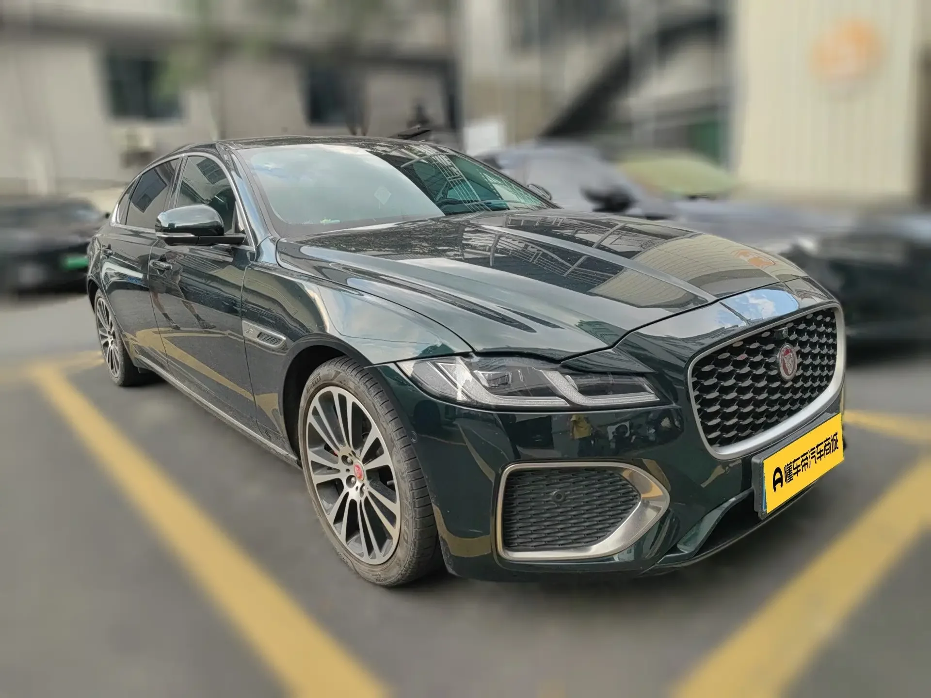 Jaguar XFL