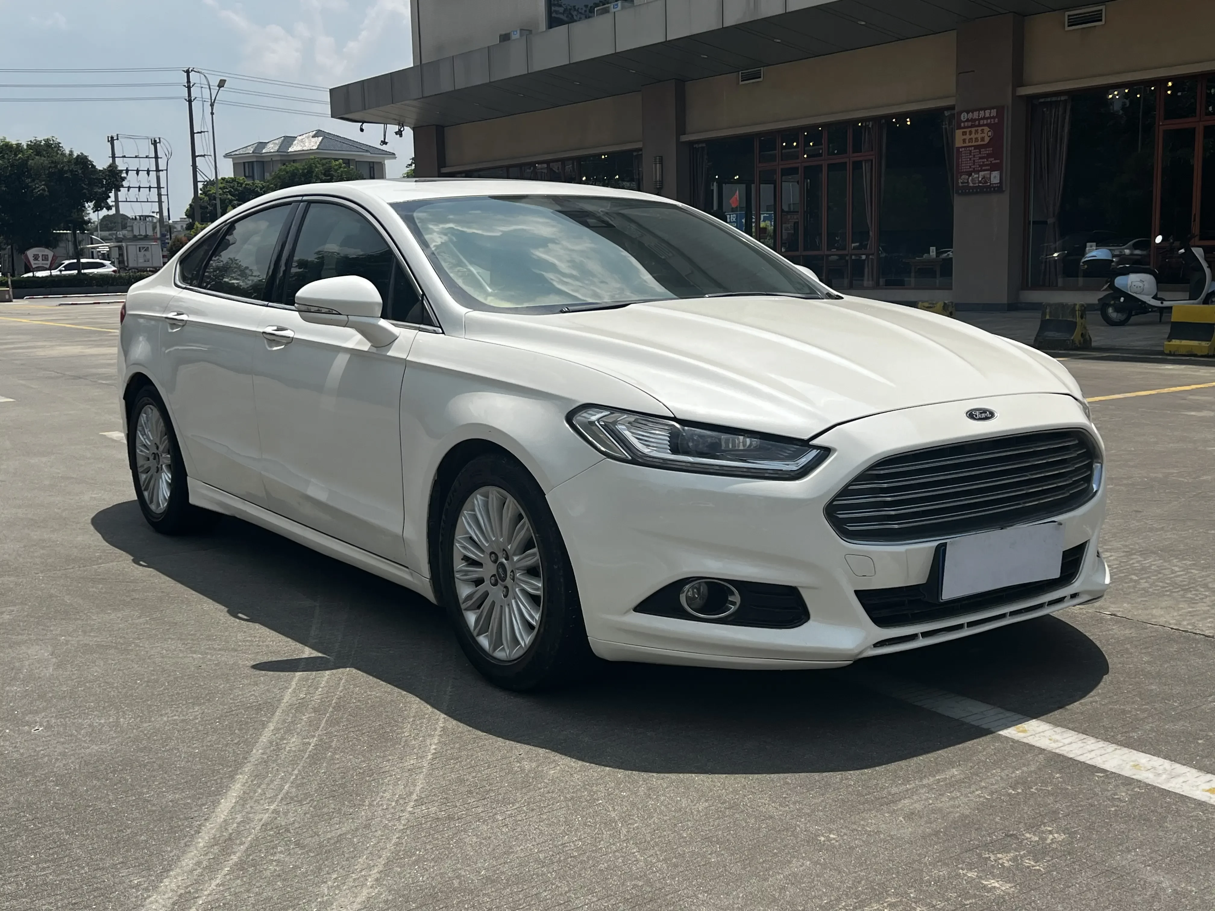 Ford Mondeo