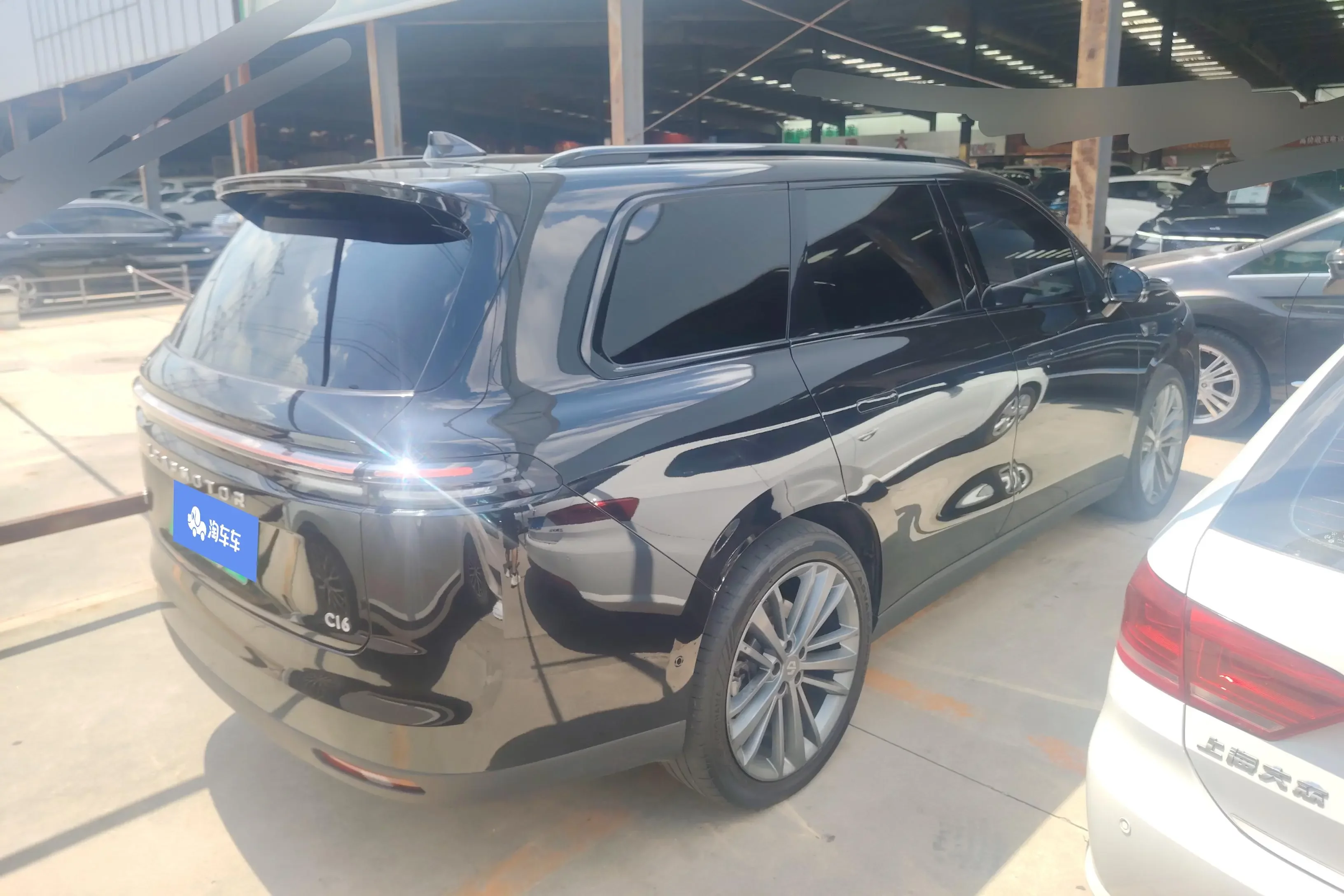 Leapmotor C16
