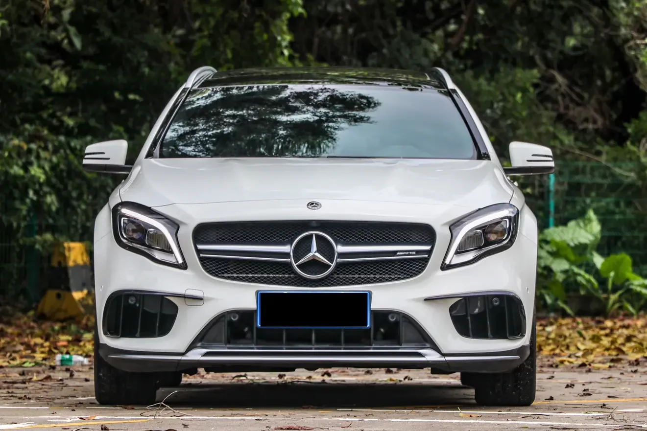 Mercedes-Benz GLA AMG