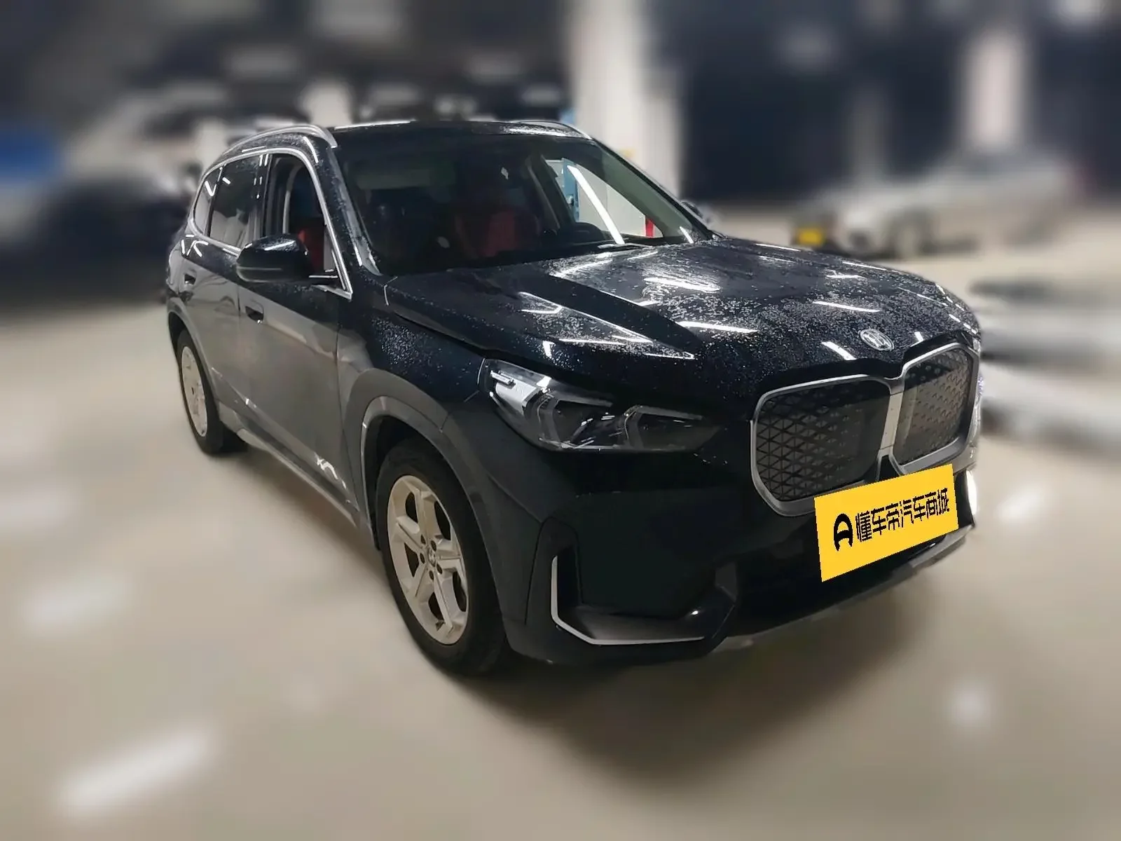 BMW iX1