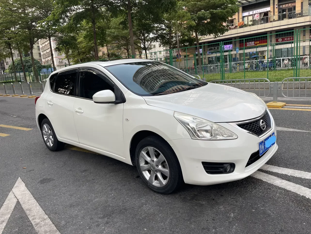 Nissan Tiida