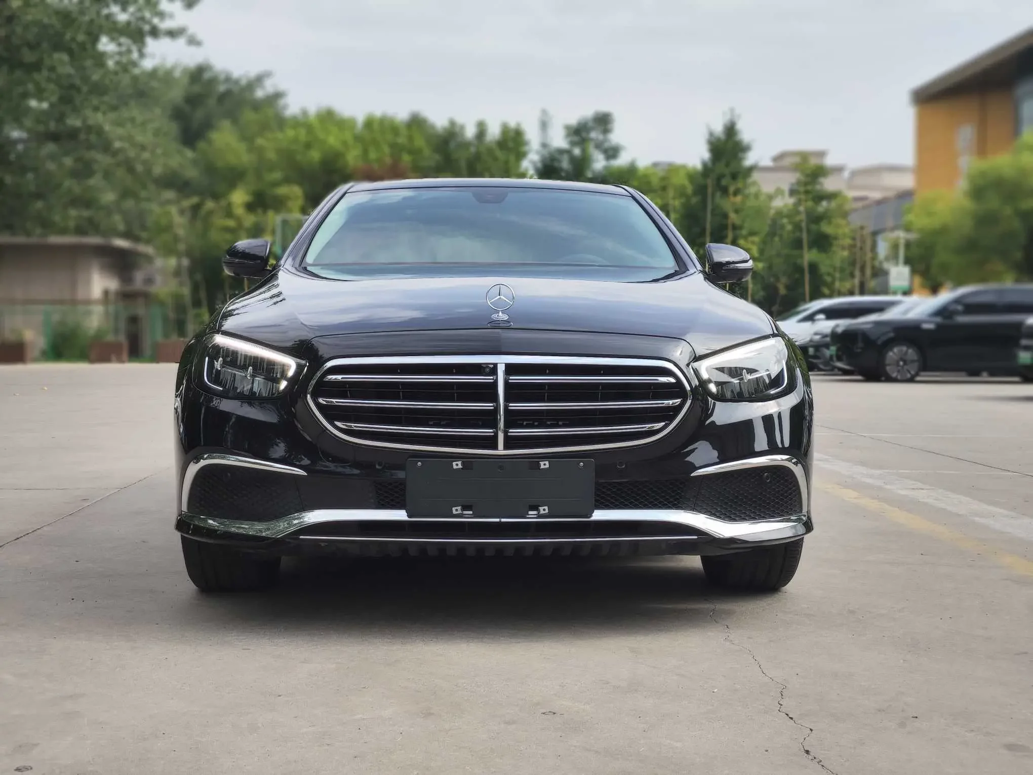 Mercedes-Benz E-Class PHEV