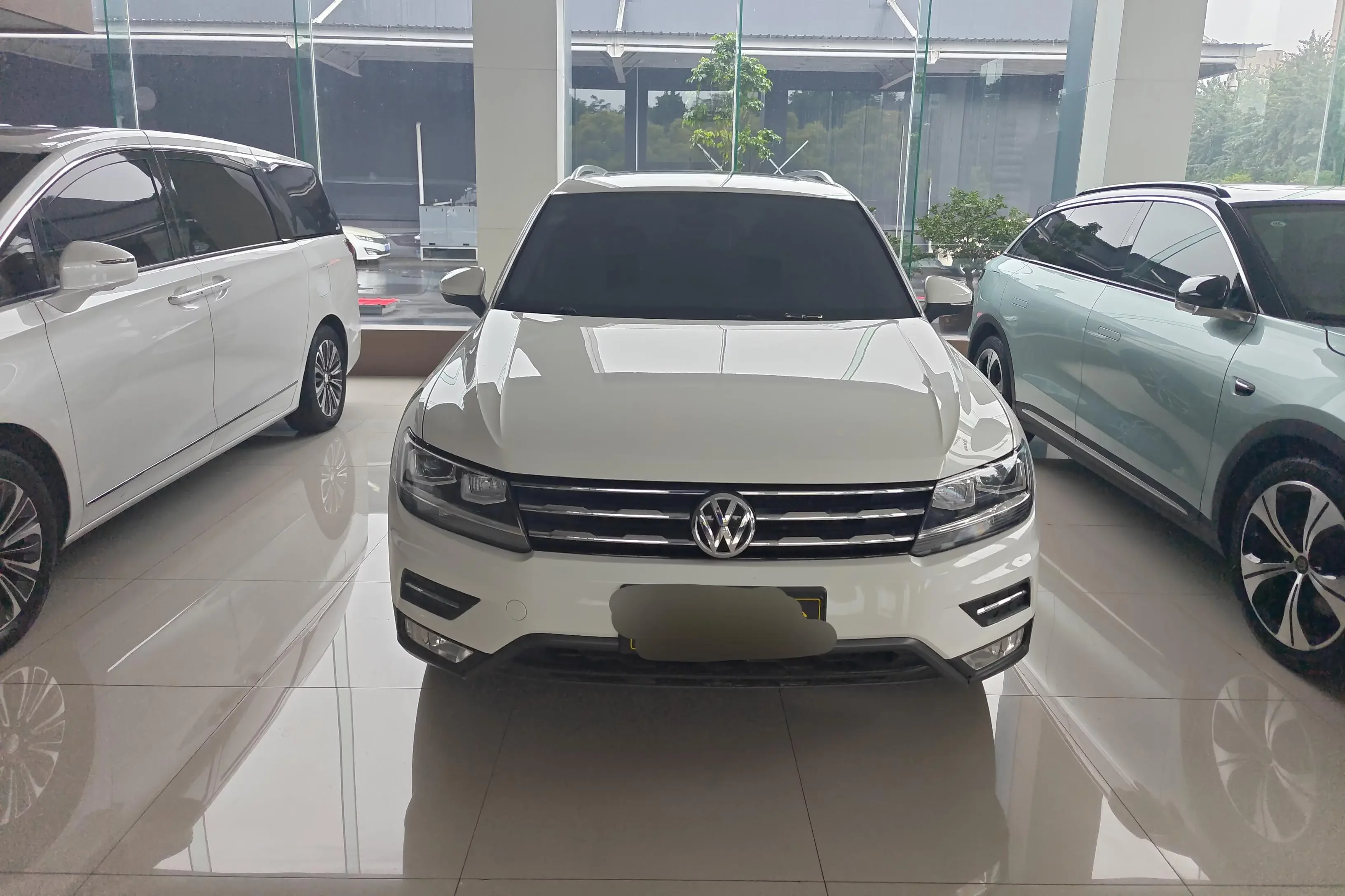 Volkswagen Tiguan L