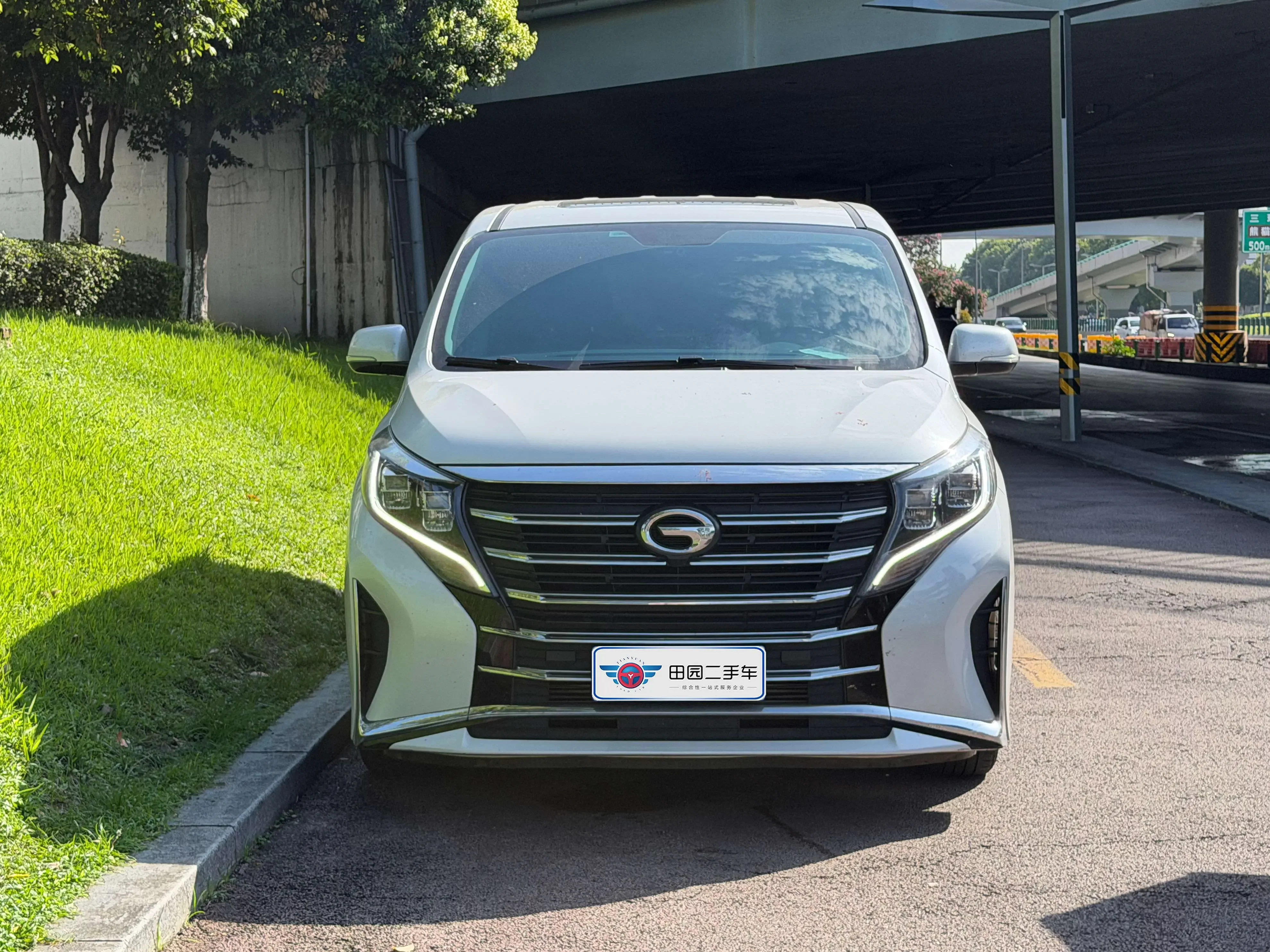 GAC Trumpchi M8