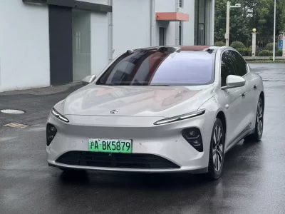 NIO ET7