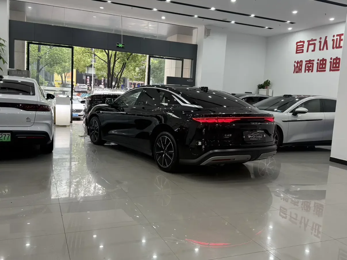 BYD Han L DM
