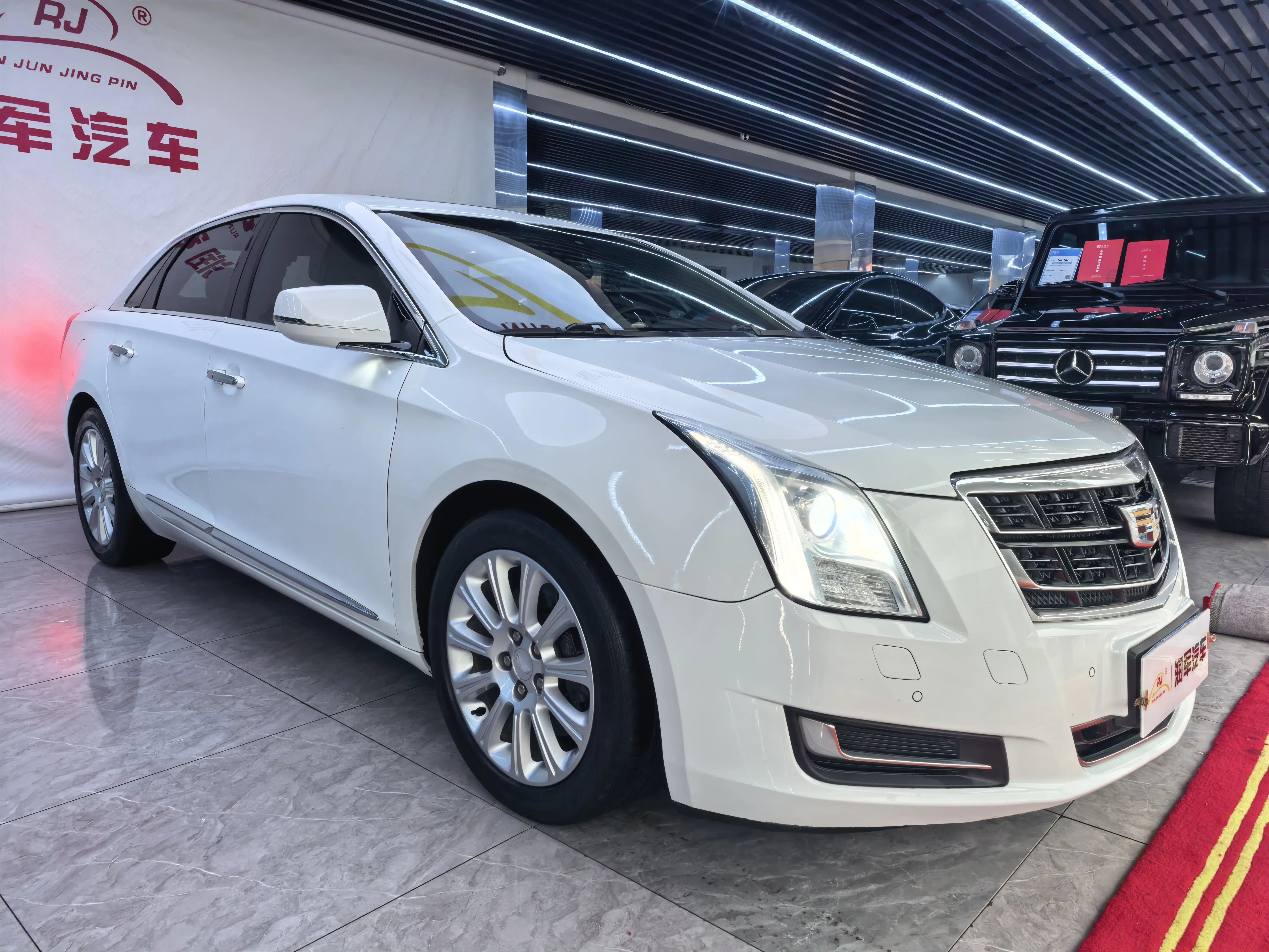 Cadillac XTS