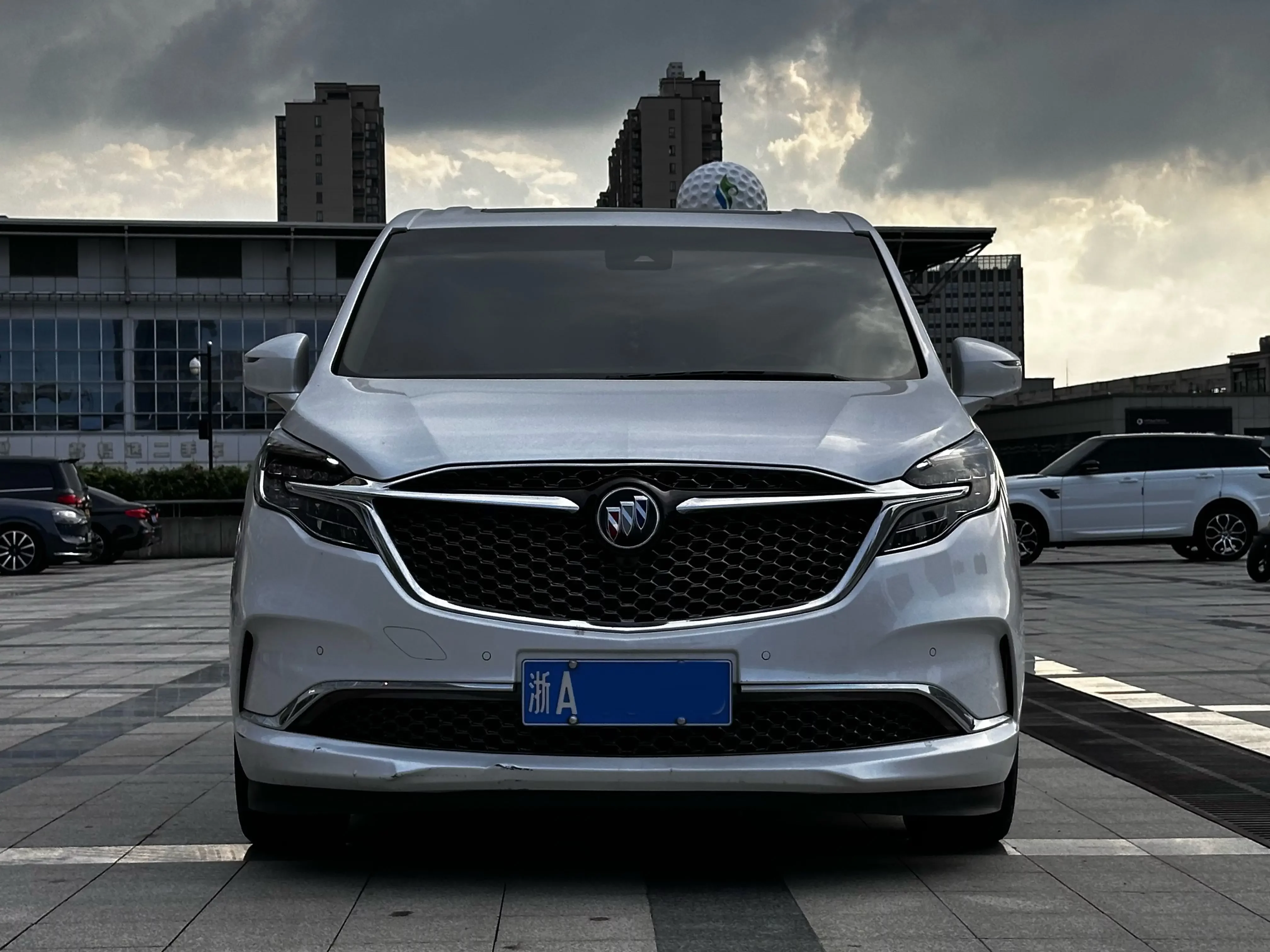 Buick GL8