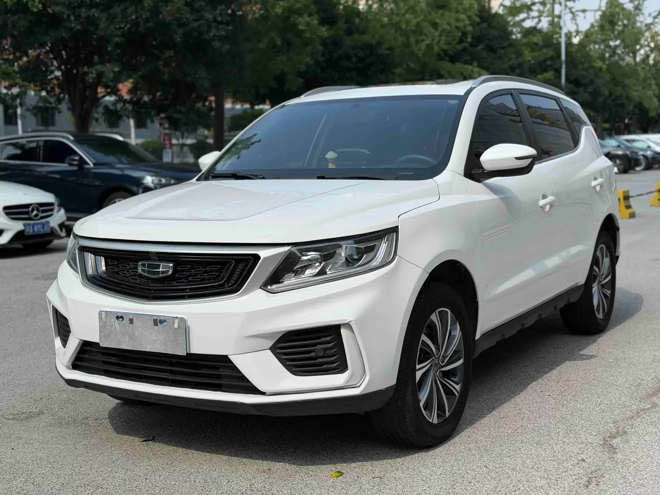 Geely Vision X6