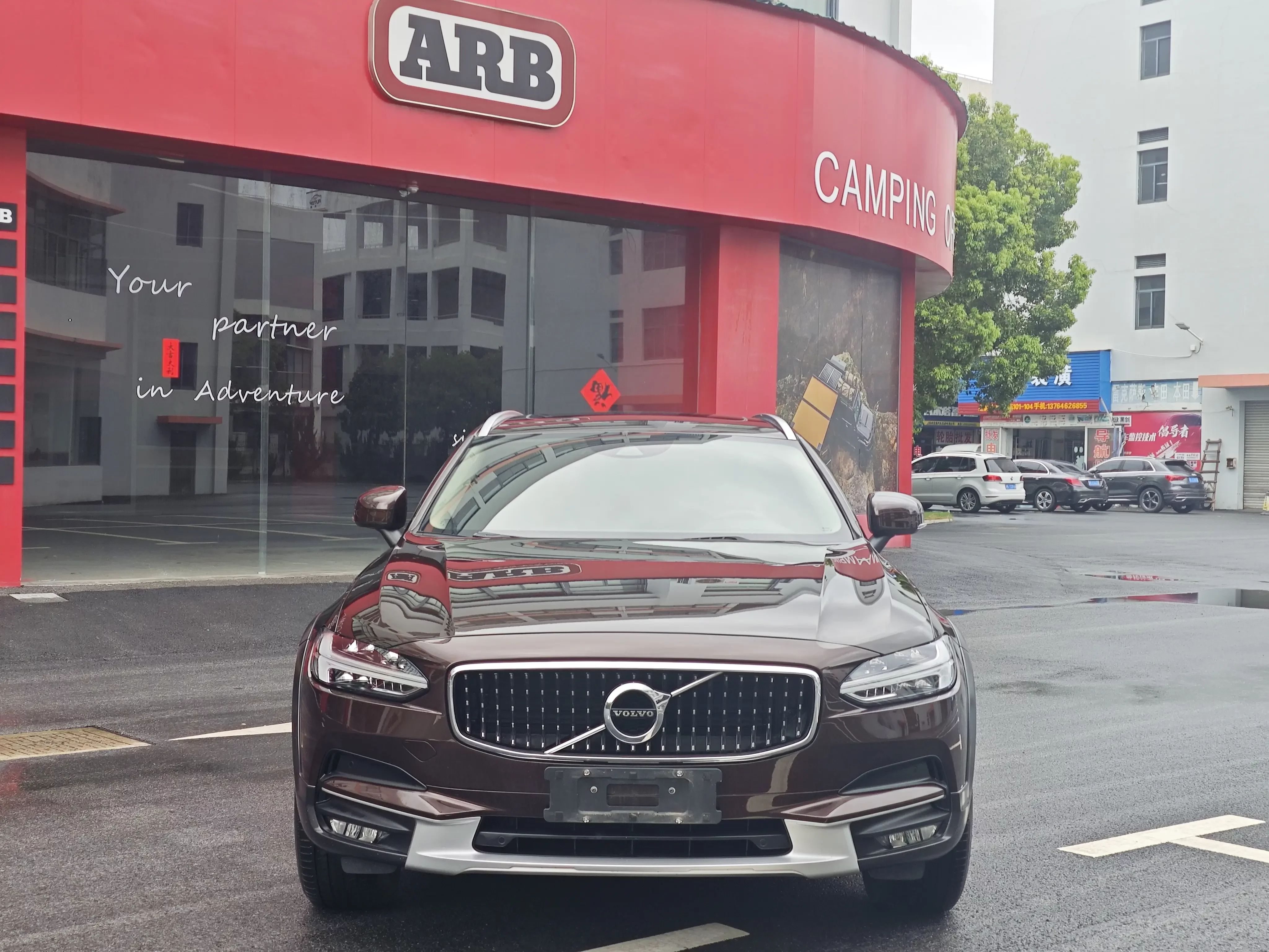 Volvo V90
