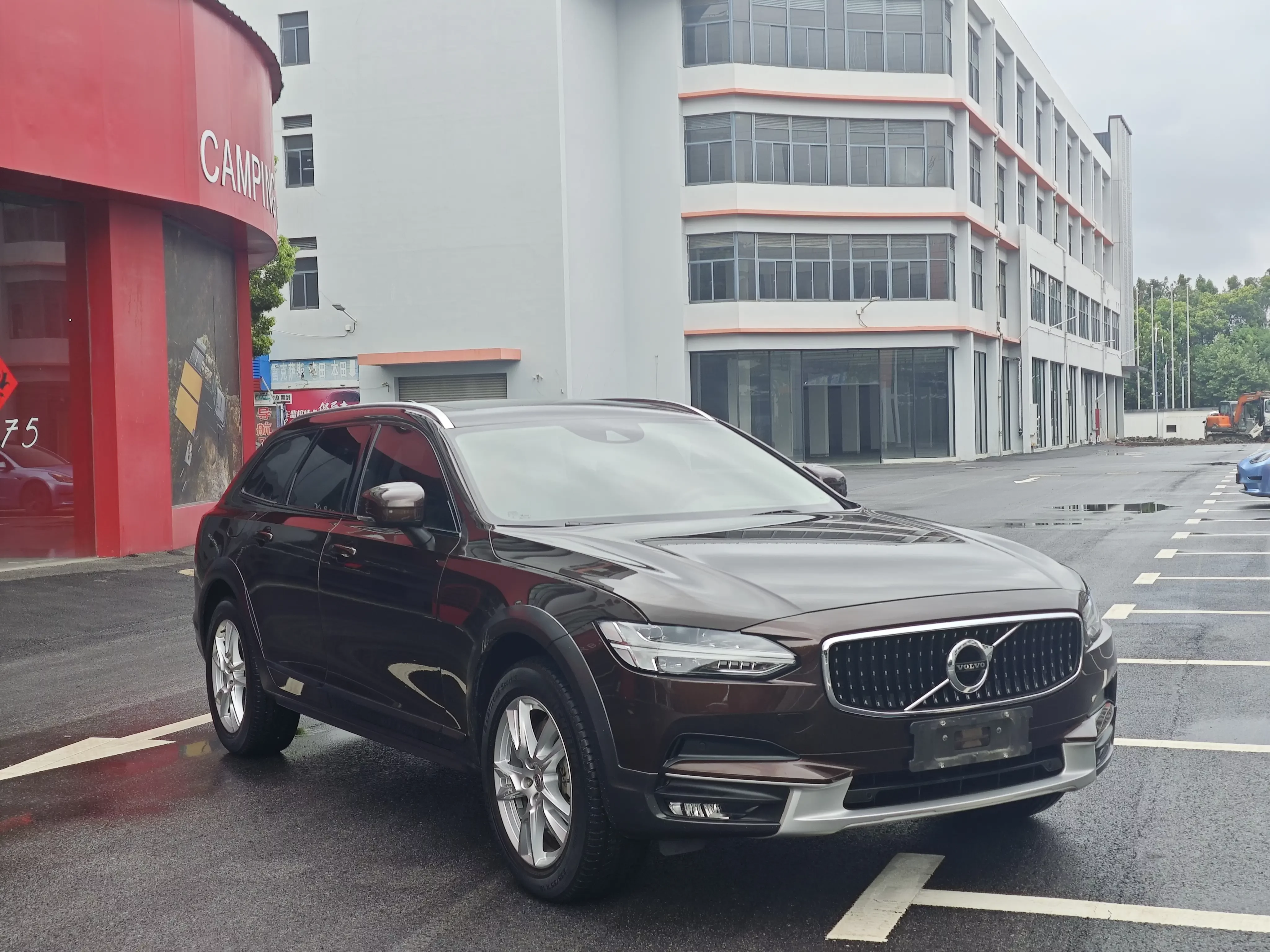 Volvo V90
