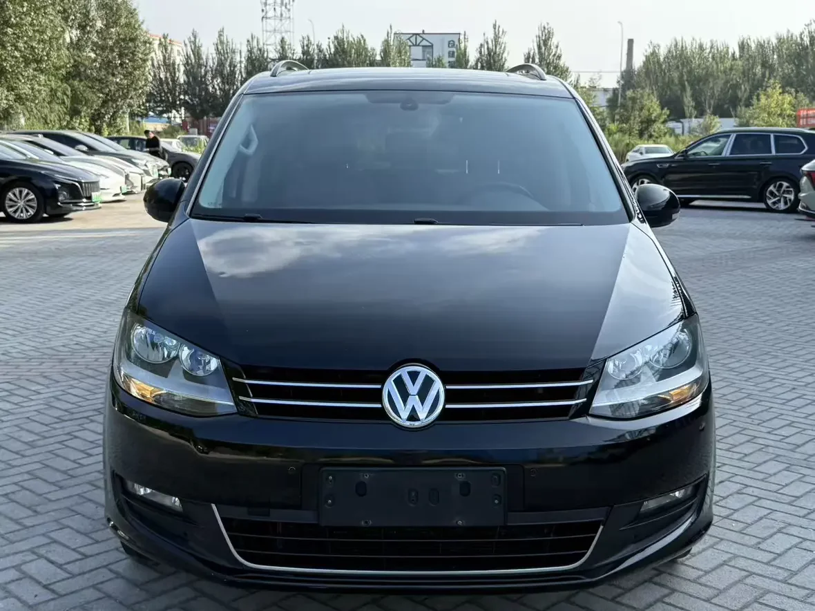 Volkswagen Sharon