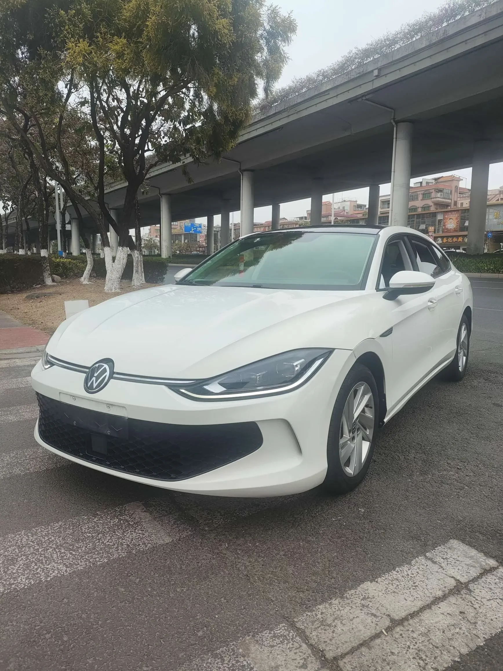 Volkswagen Lamando (Lingdu)