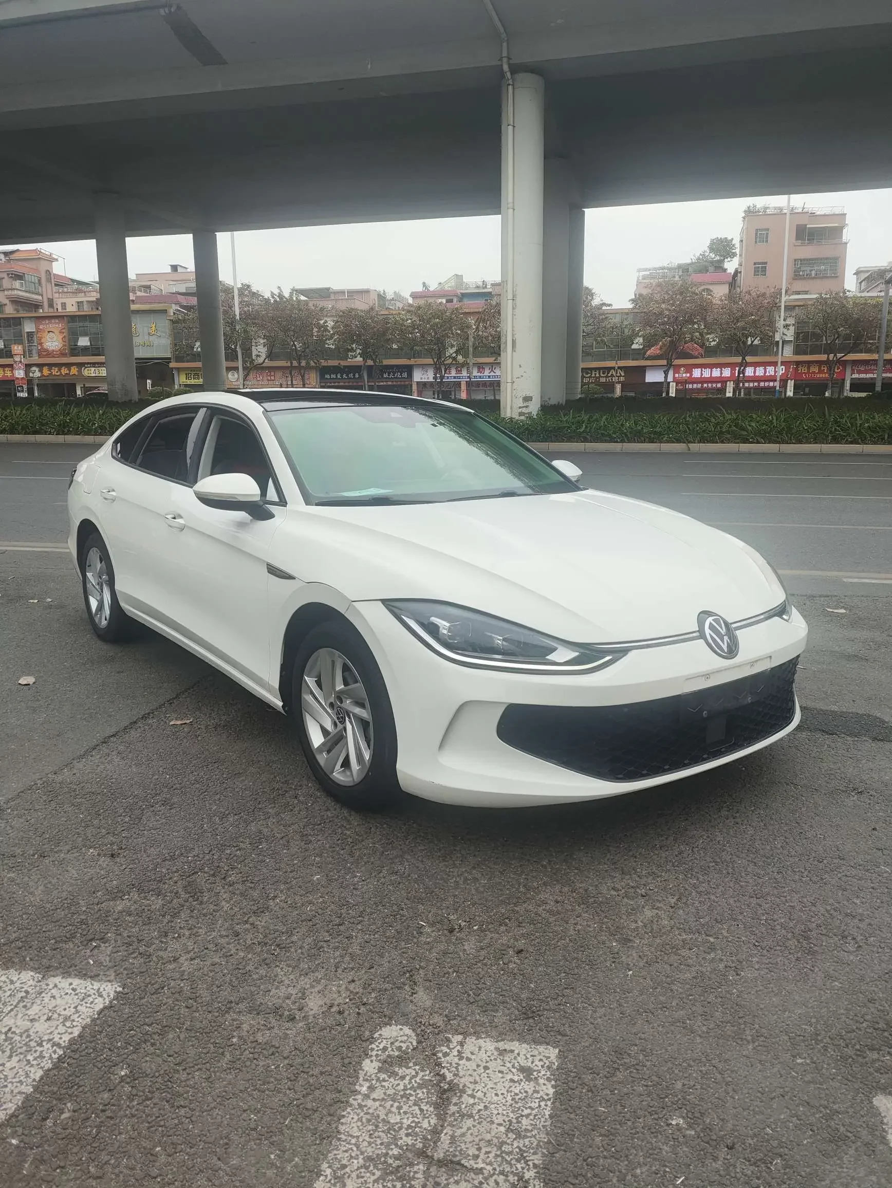 Volkswagen Lamando (Lingdu)
