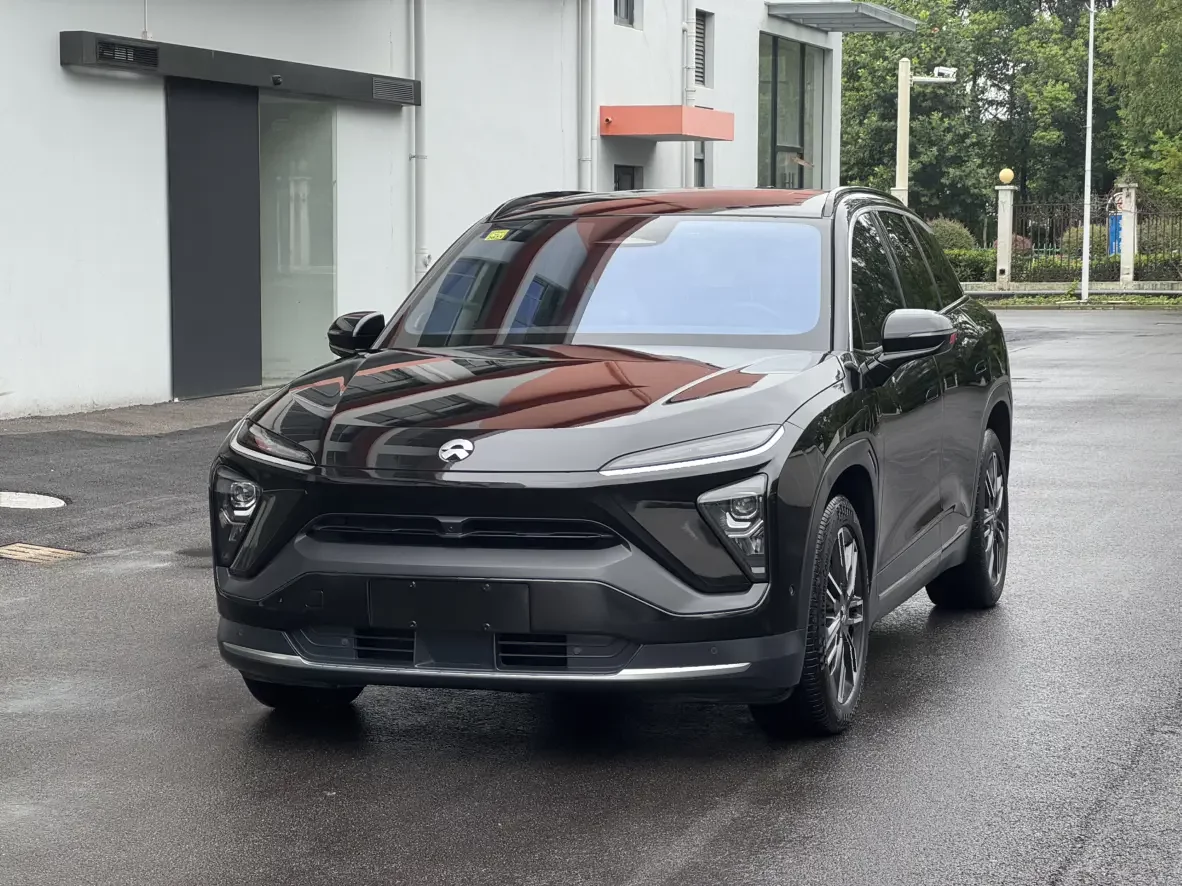 NIO ES6