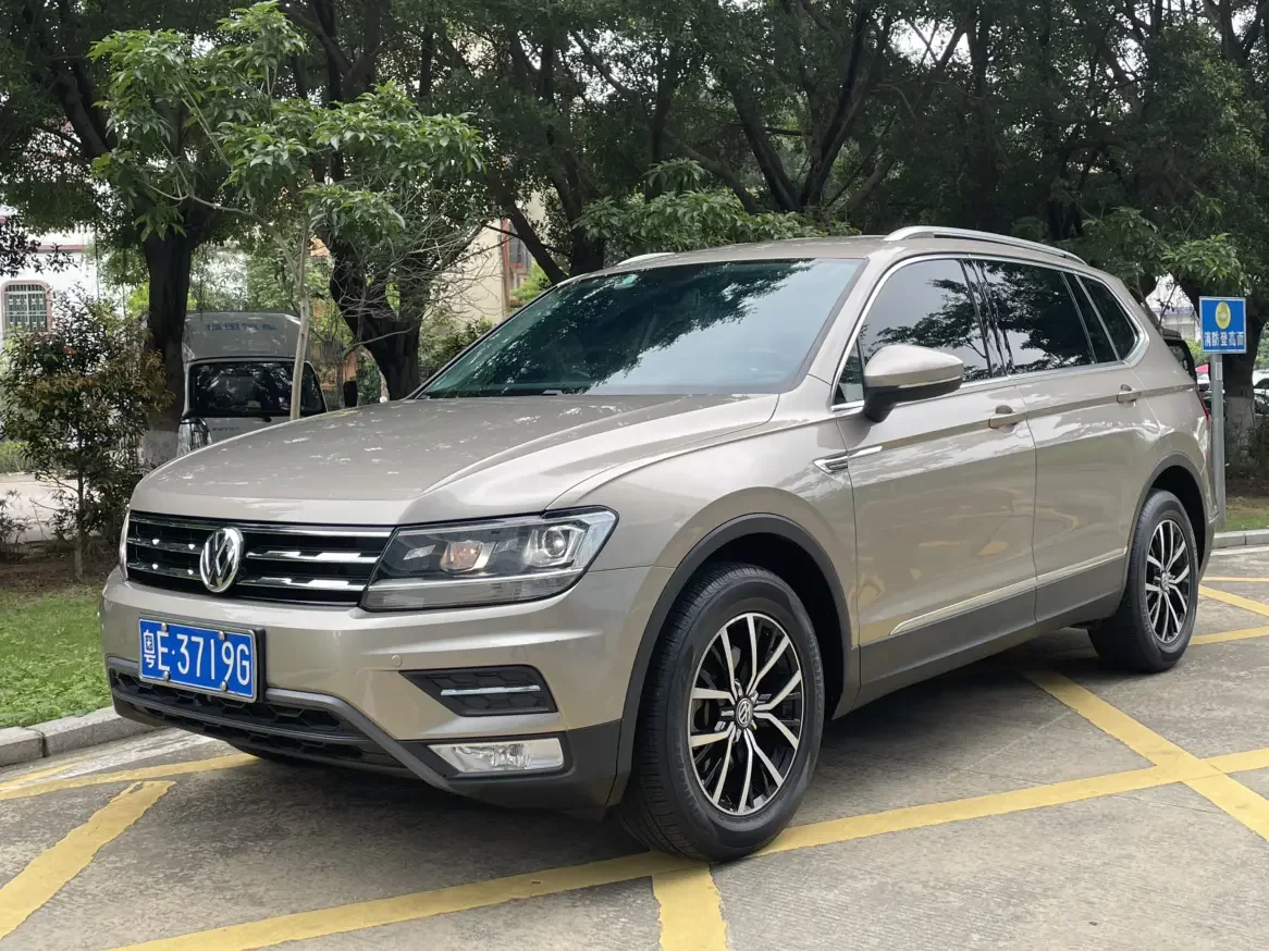 Volkswagen Tiguan L