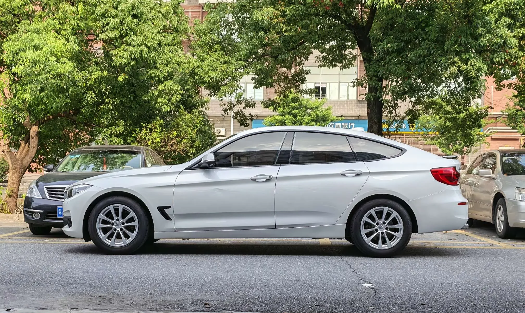 BMW 3 Series GT