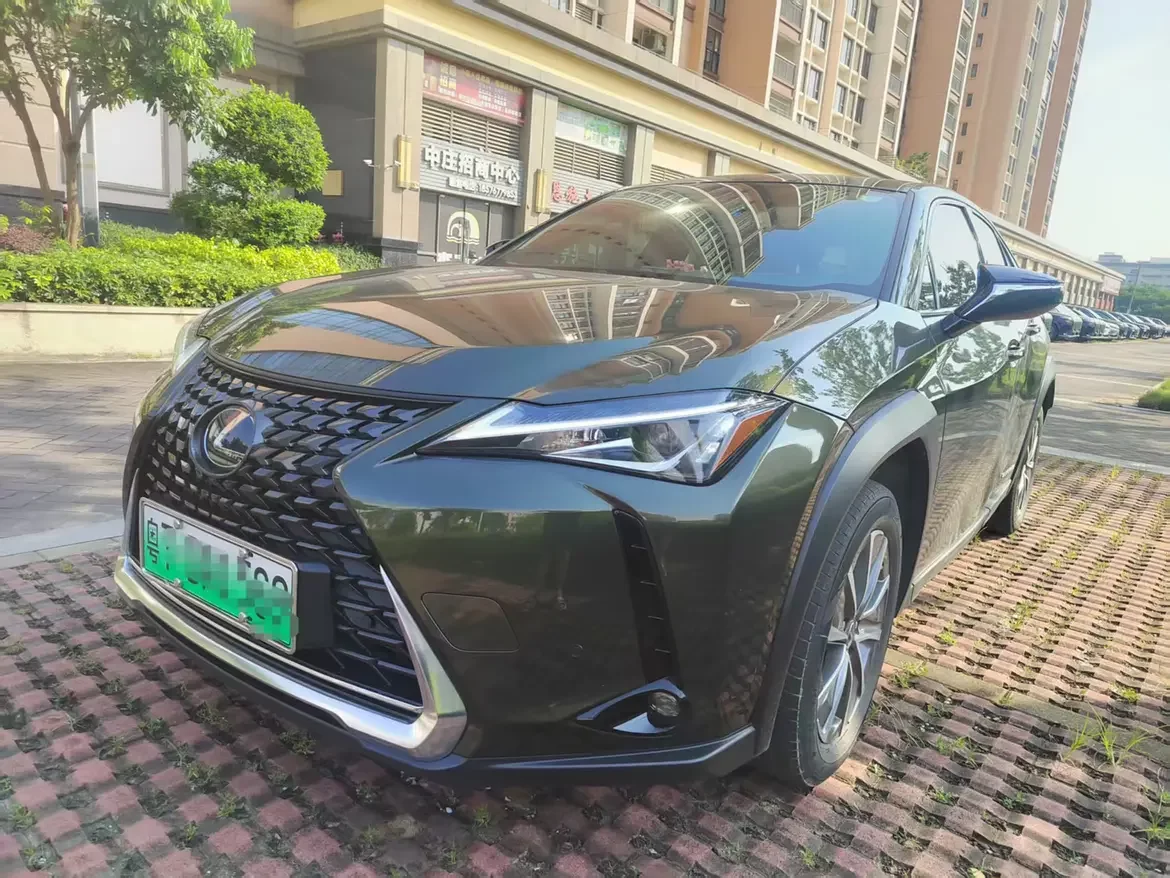 Lexus UX EV