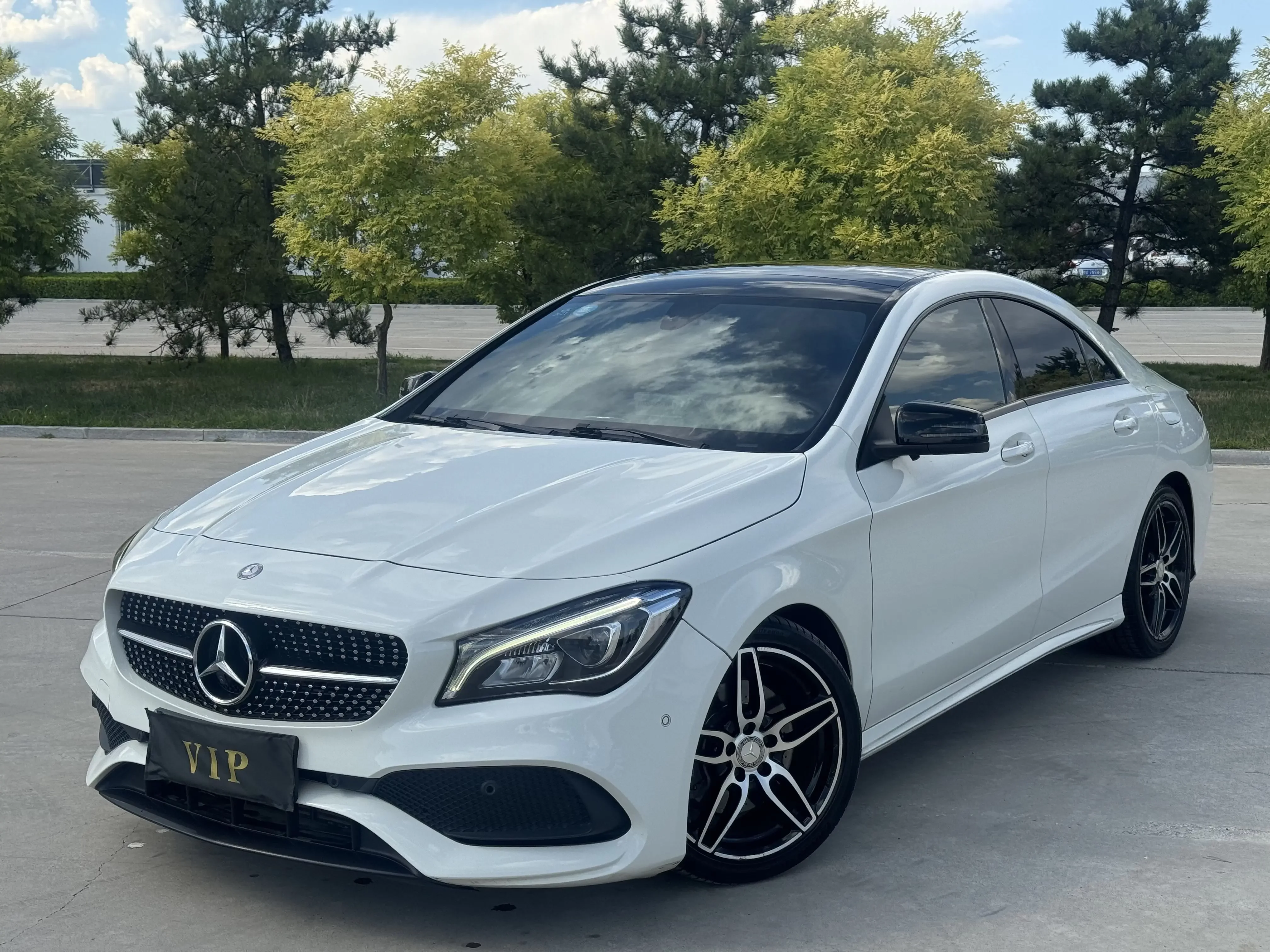 Mercedes-Benz CLA (Imported)
