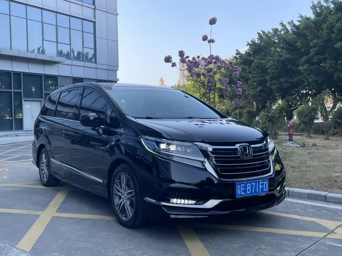 Honda Elysion (Alison)