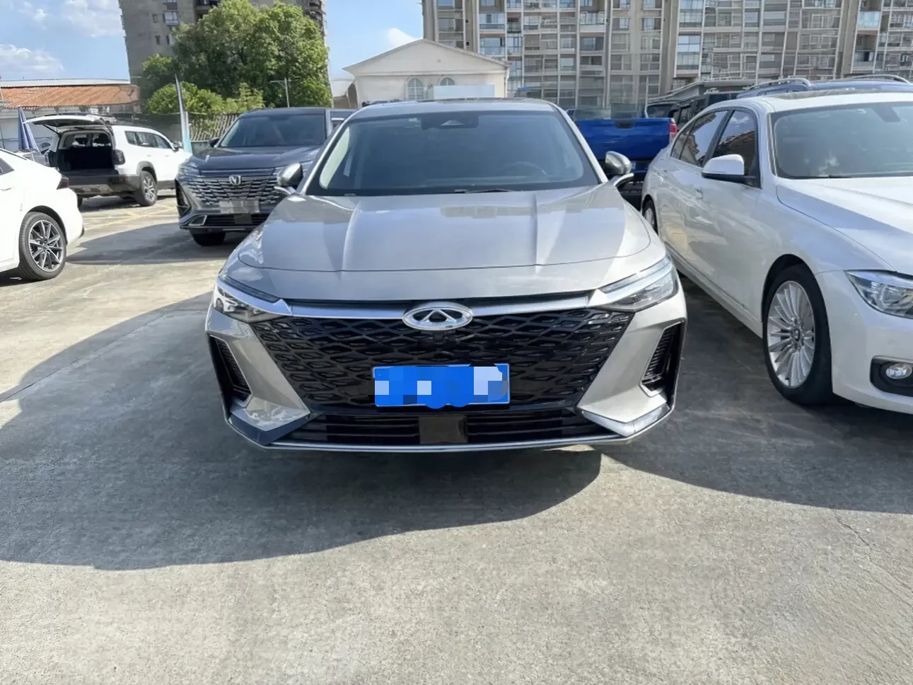 Chery Arrizo 8