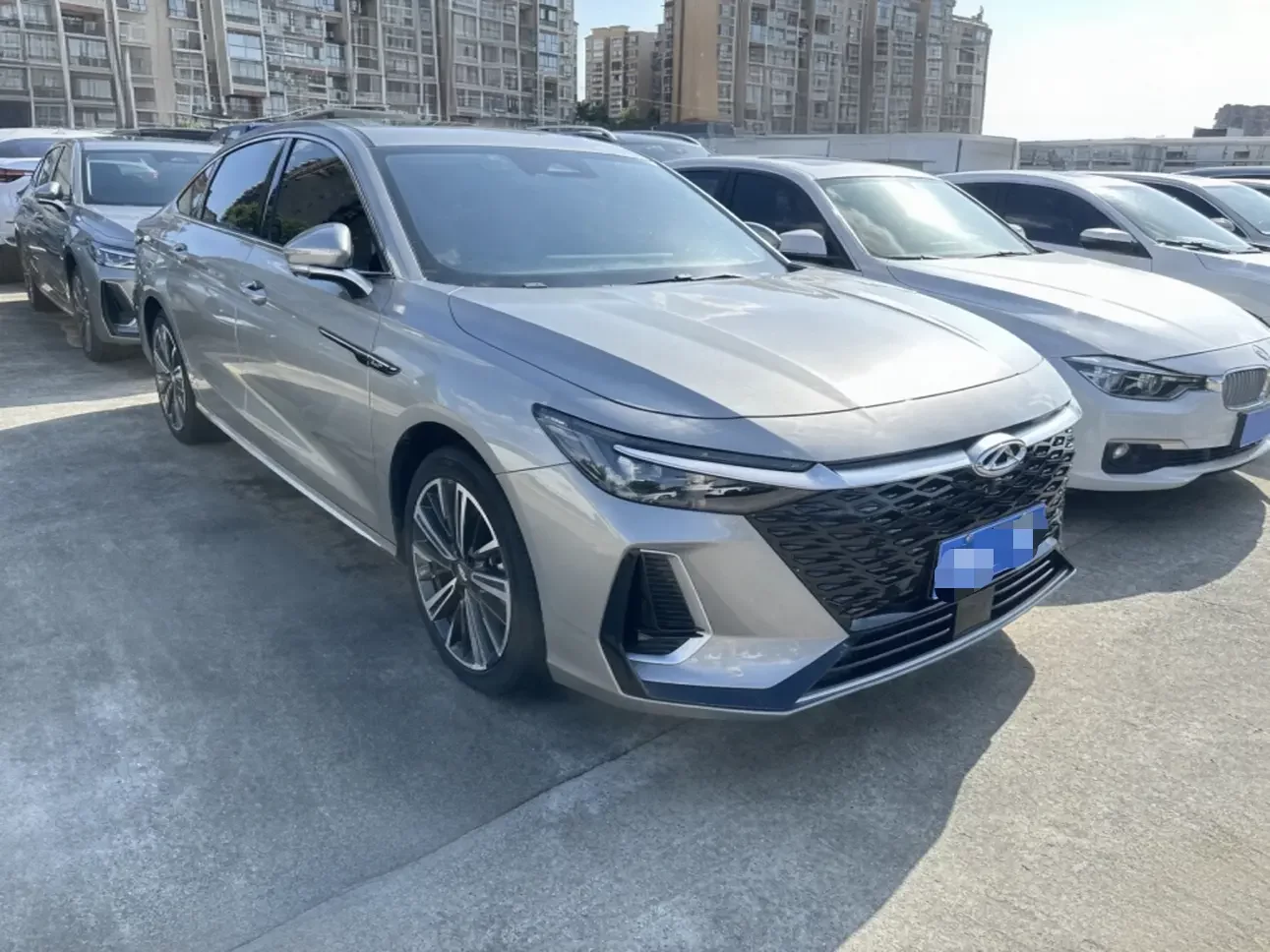 Chery Arrizo 8