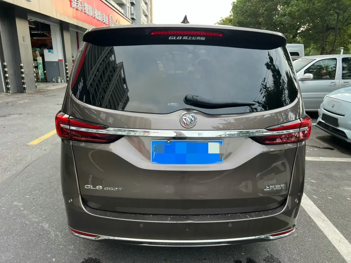 Buick GL8