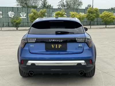 Lynk & Co 02