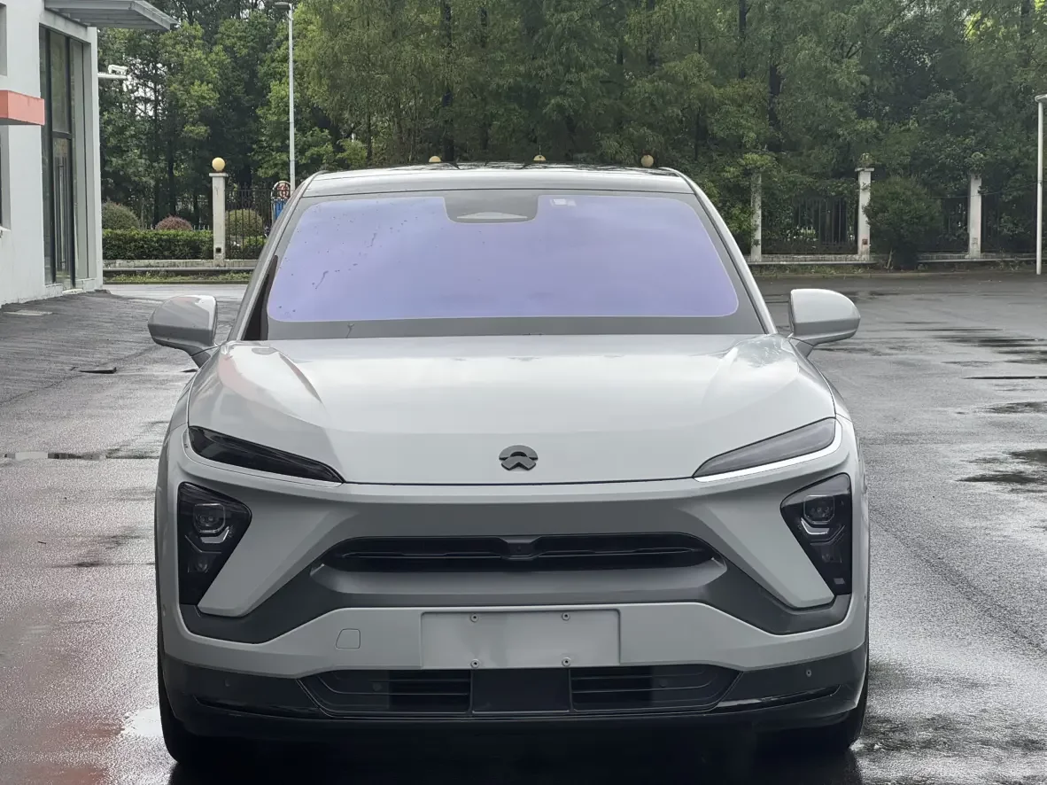 NIO EC6