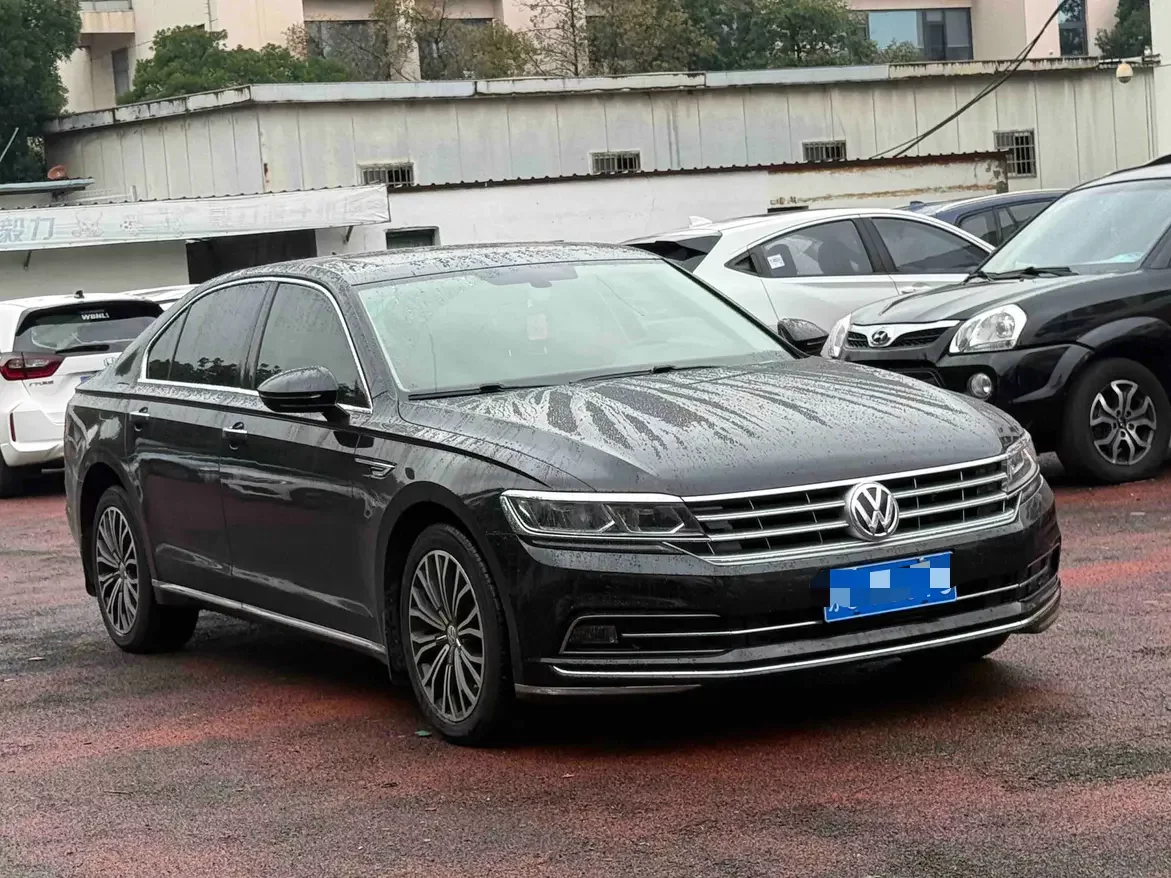 Volkswagen Hui Ang