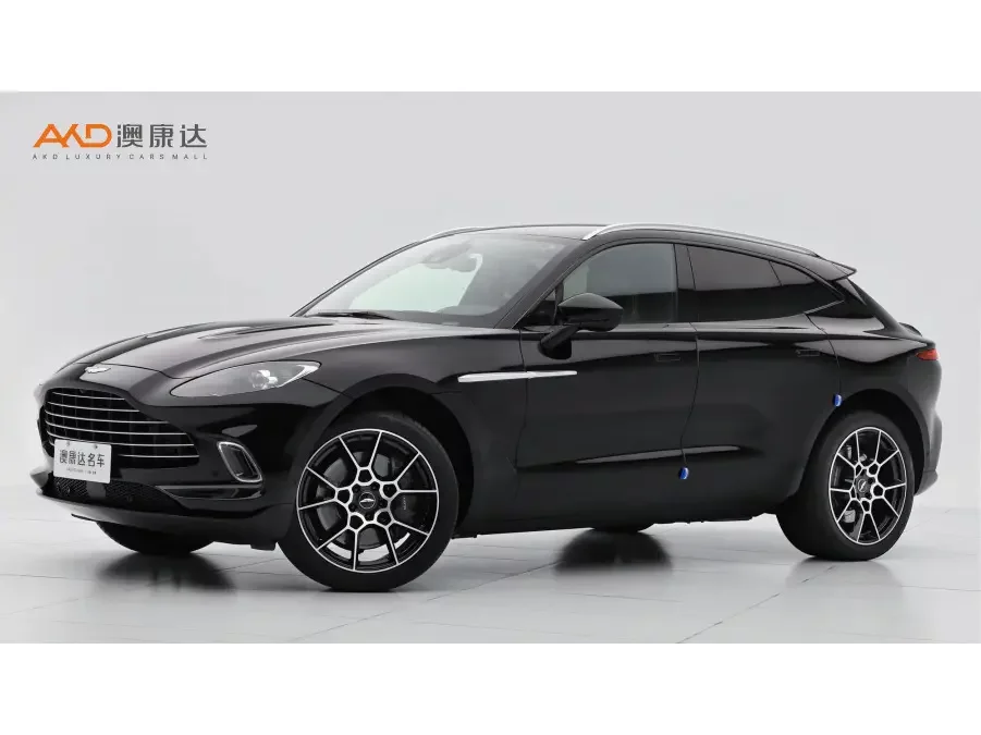 Aston Martin DBX