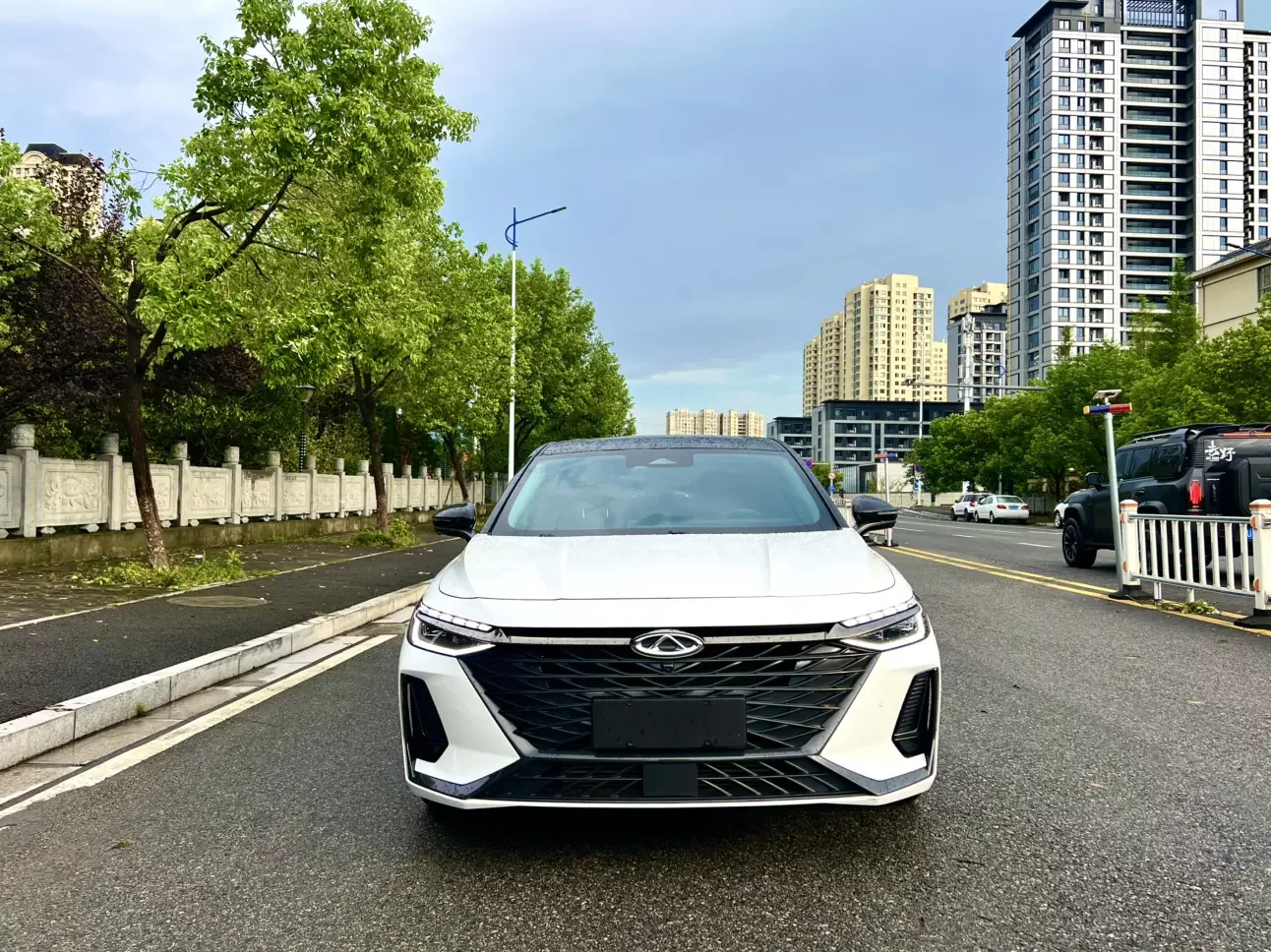 Chery Arrizo 8