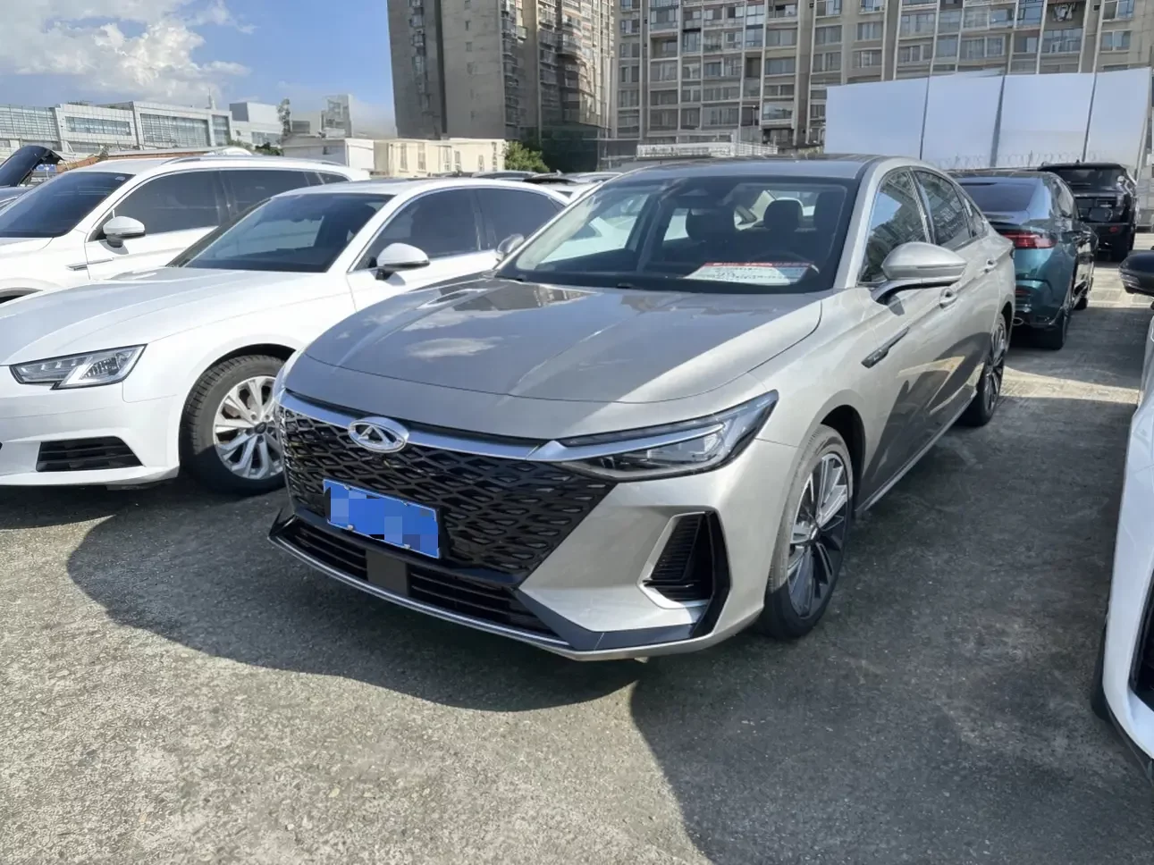 Chery Arrizo 8