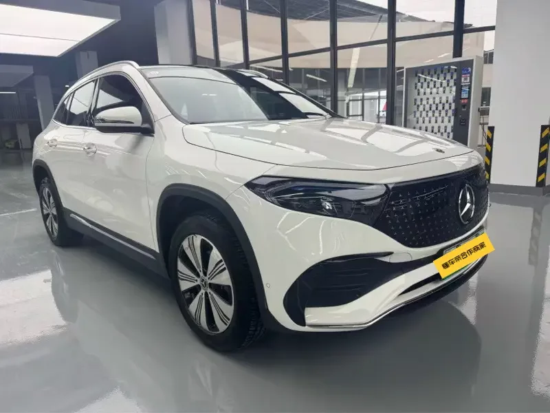 Mercedes-Benz EQA